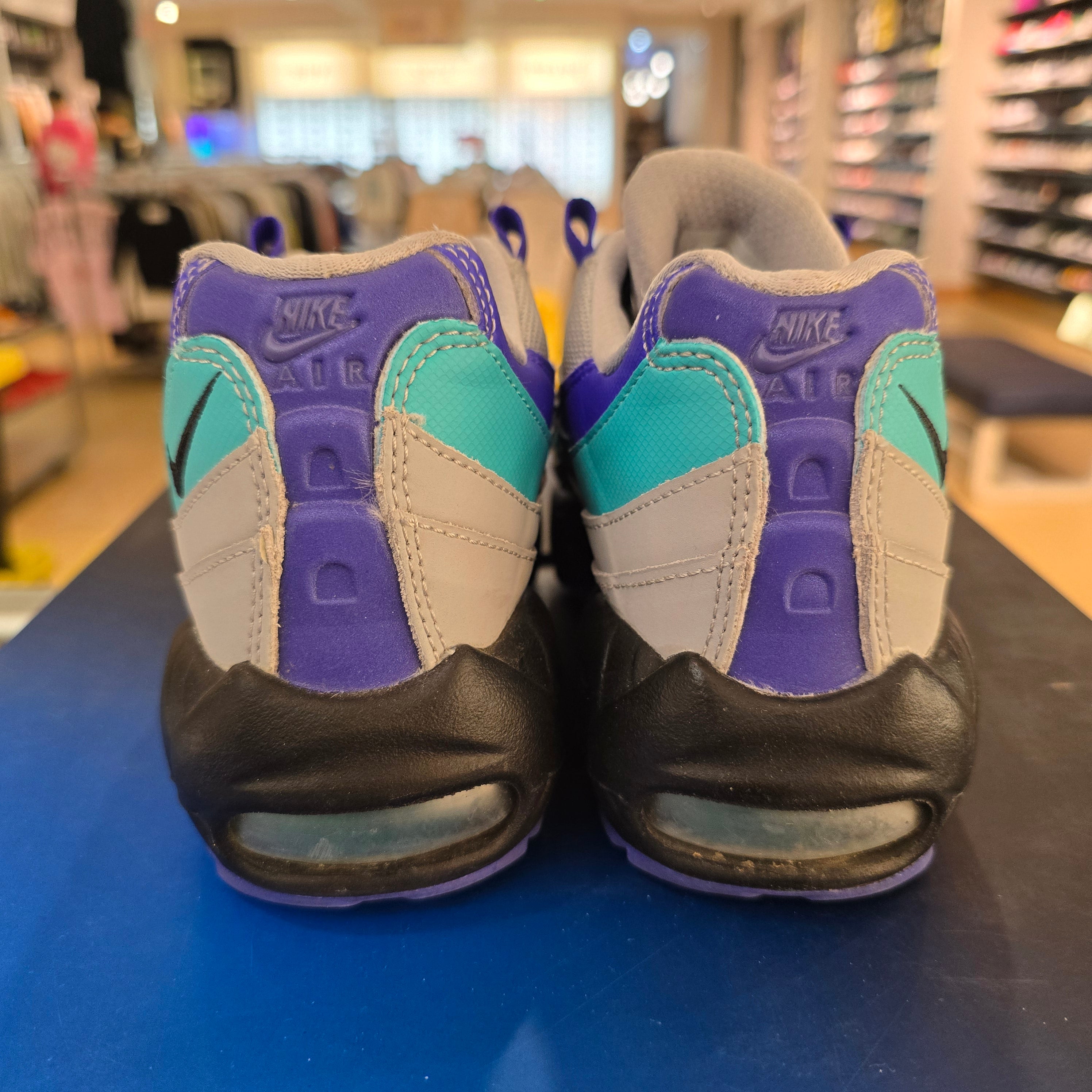 Air Max 95 Wolf Grey Grape SZ 4 USED NO BOX