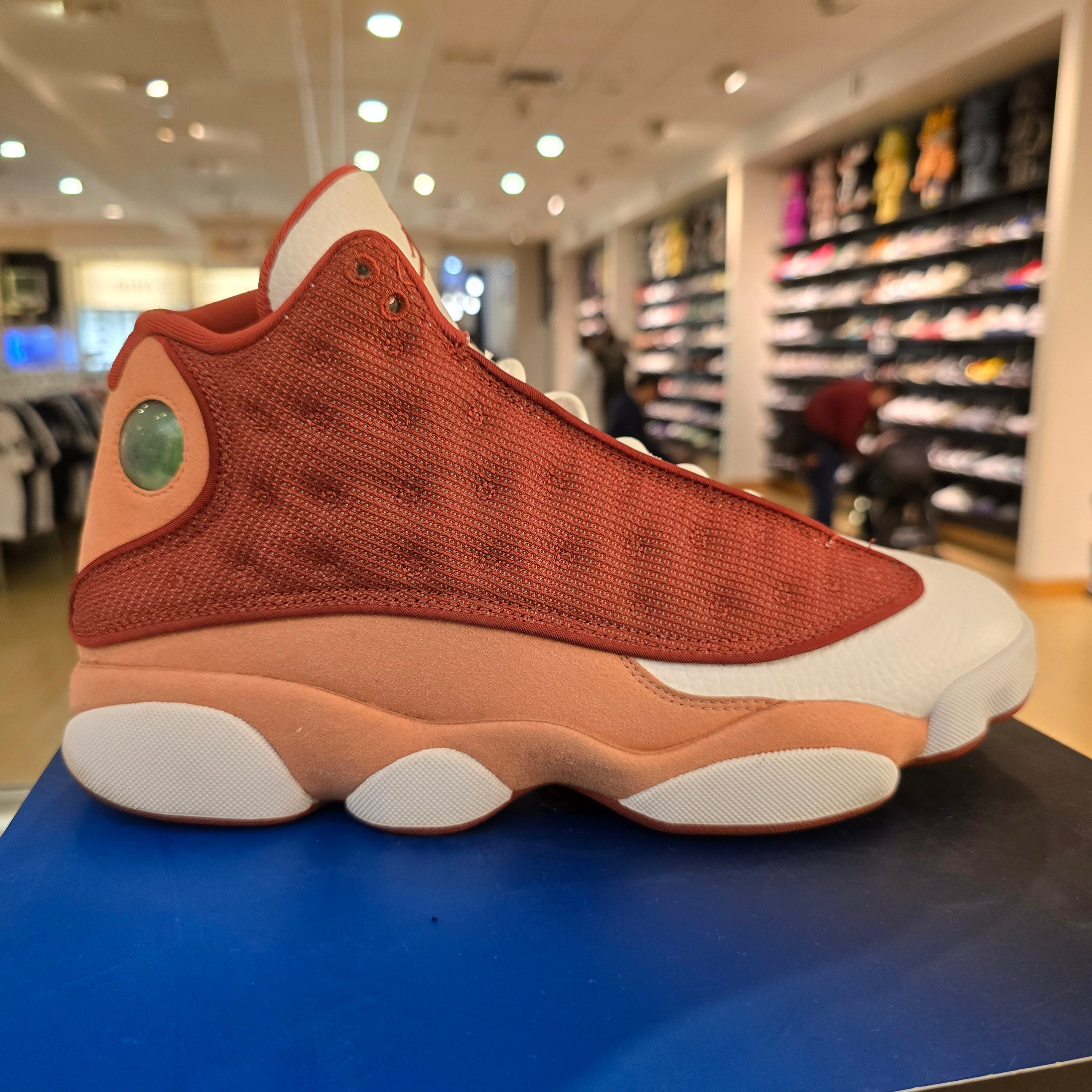 Jordan 13 Retro Dune Red SZ 9.5 USED