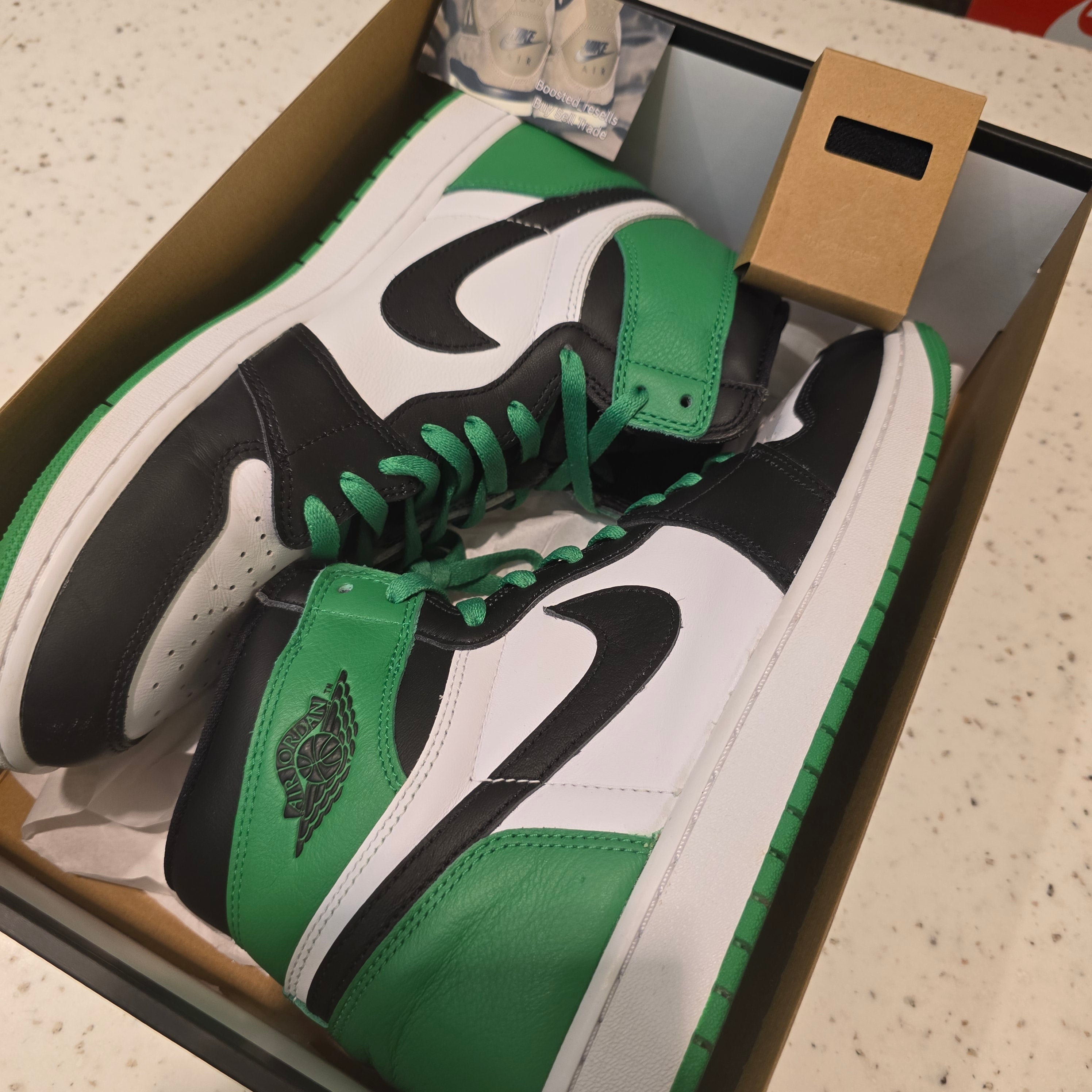 Jordan 1 Retro Lucky Green SZ 12 USED