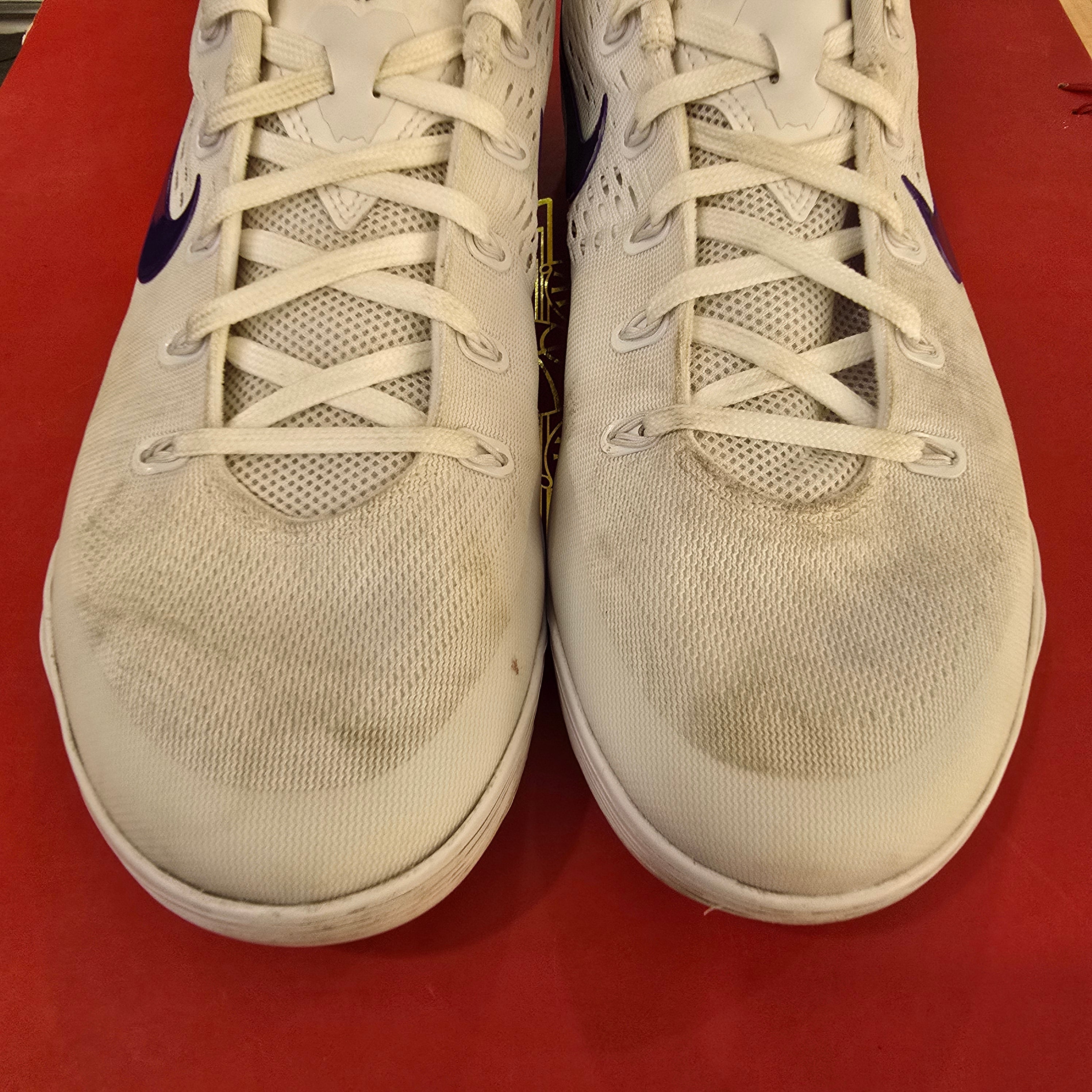 Kobe 9 Elite Low EM Protro White Court Purple SZ 11 USED