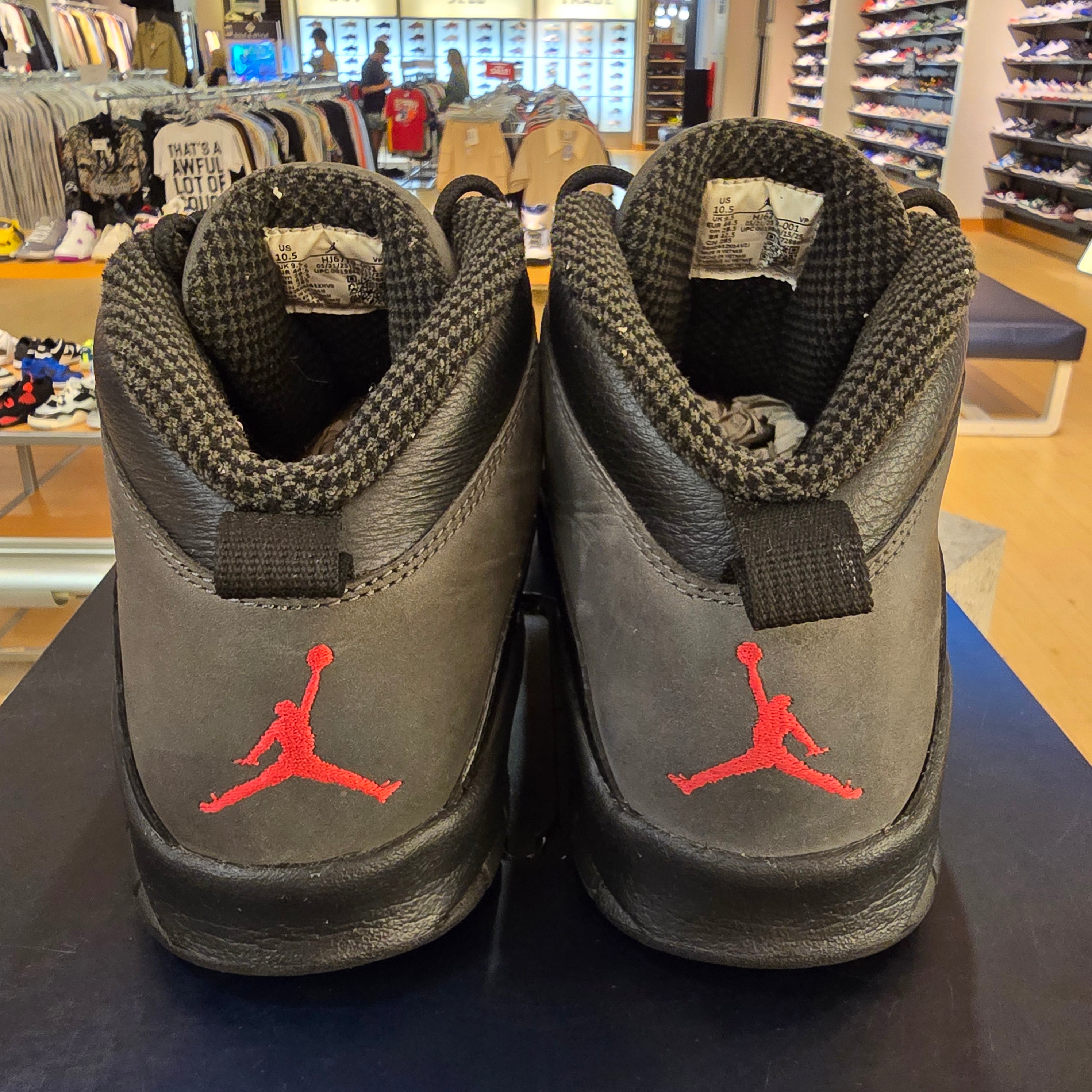 Jordan 10 Retro Shadow (2025) SZ 10.5 USED
