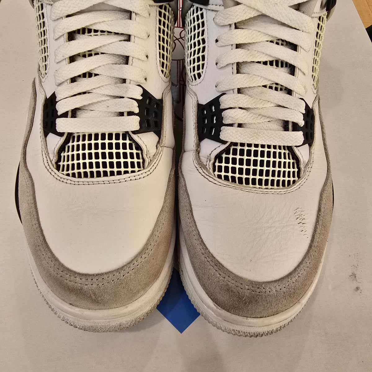 Jordan 4 Retro Military Black SZ 9.5 USED