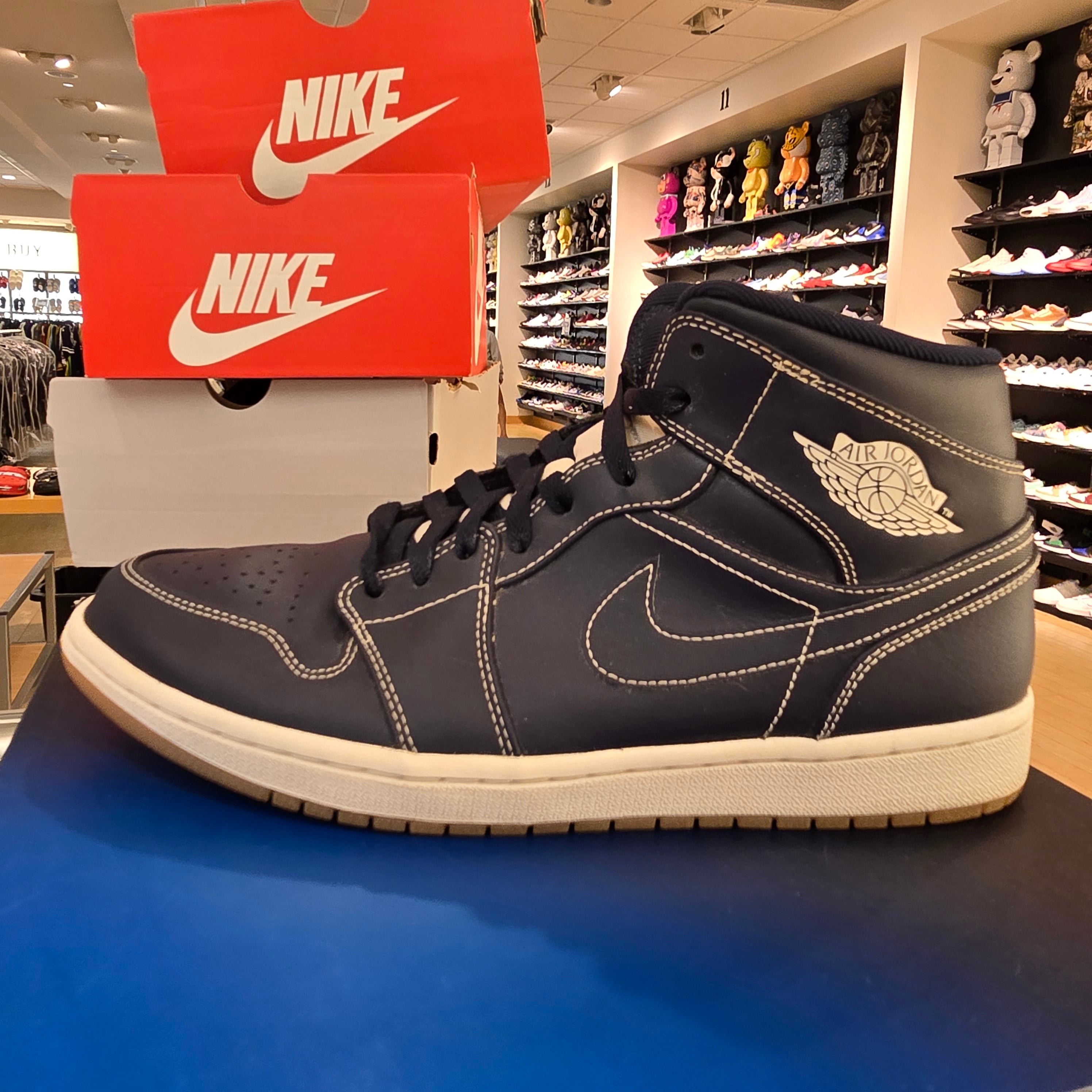 Jordan 1 Retro Mid Derek Jeter RE2PECT SZ 11.5 USED NO BOX