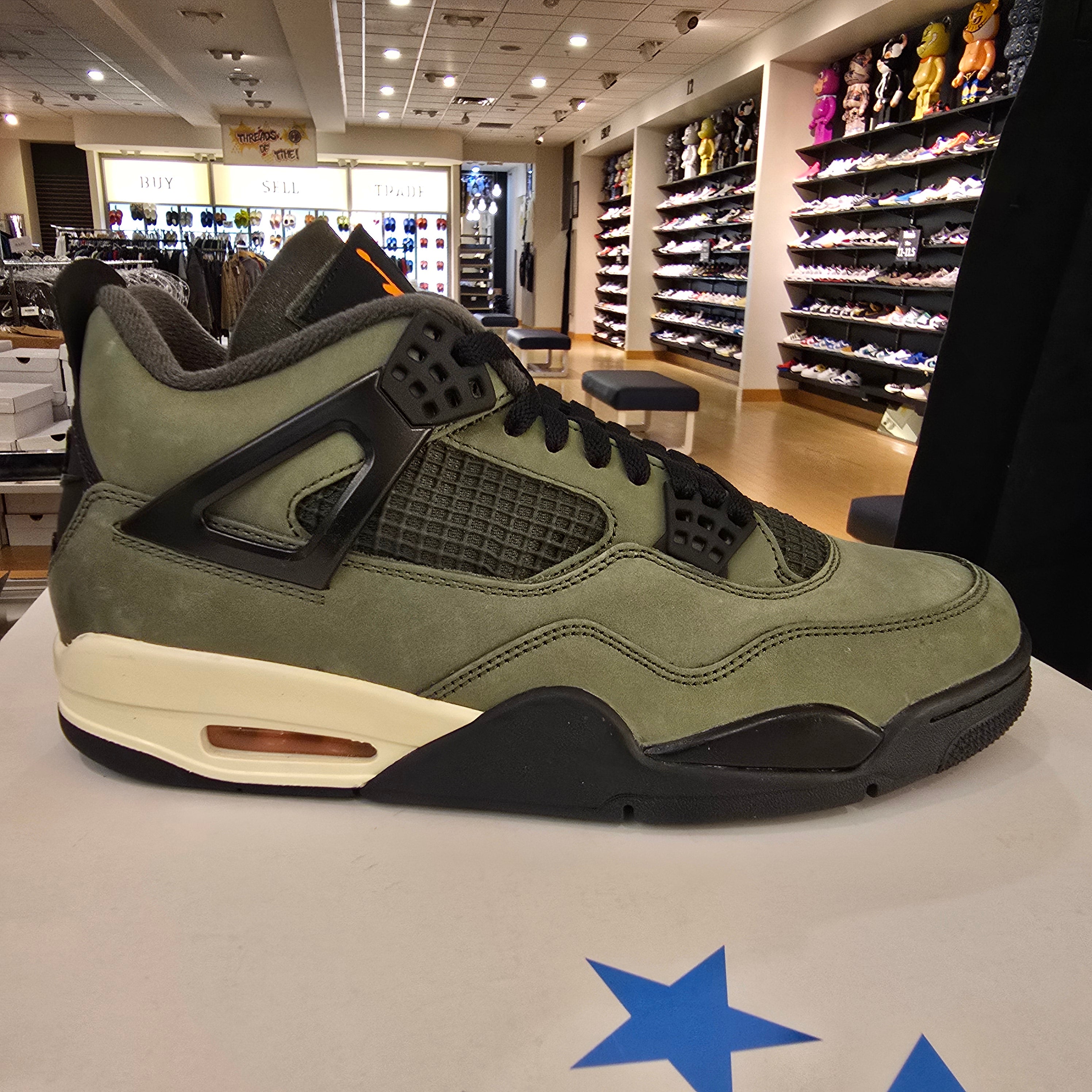 Jordan 4 Retro OG SP Undefeated (2025) SZ 10.5