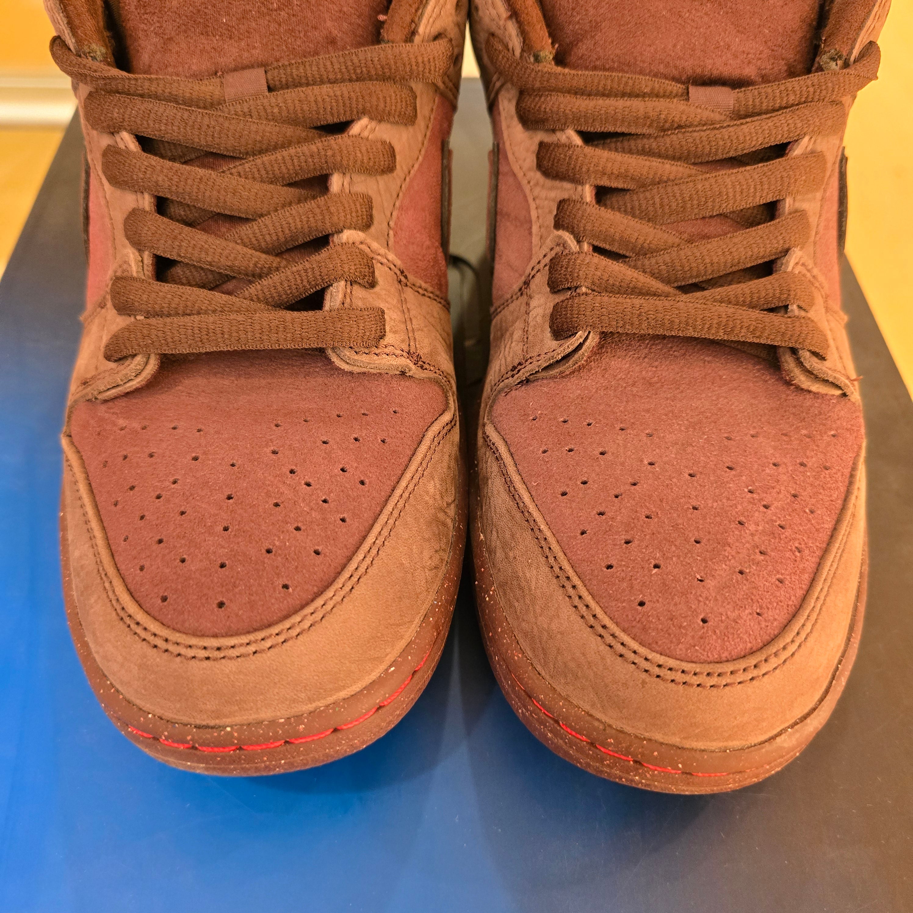 Nike SB Dunk Low City Of Love Burgendy Crush SZ 11 Worn 1X