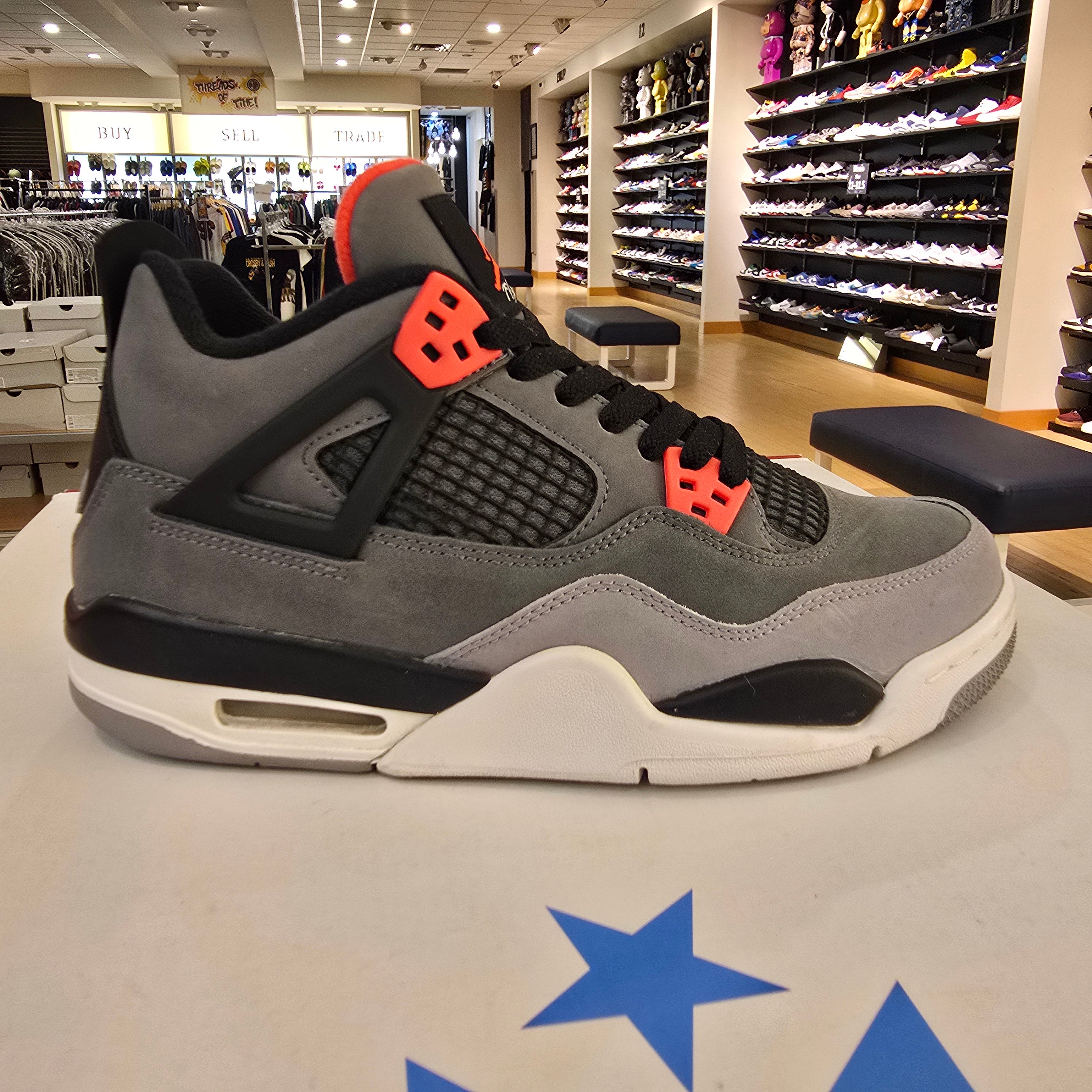 Jordan 4 Retro Infrared (GS) SZ 7Y USED
