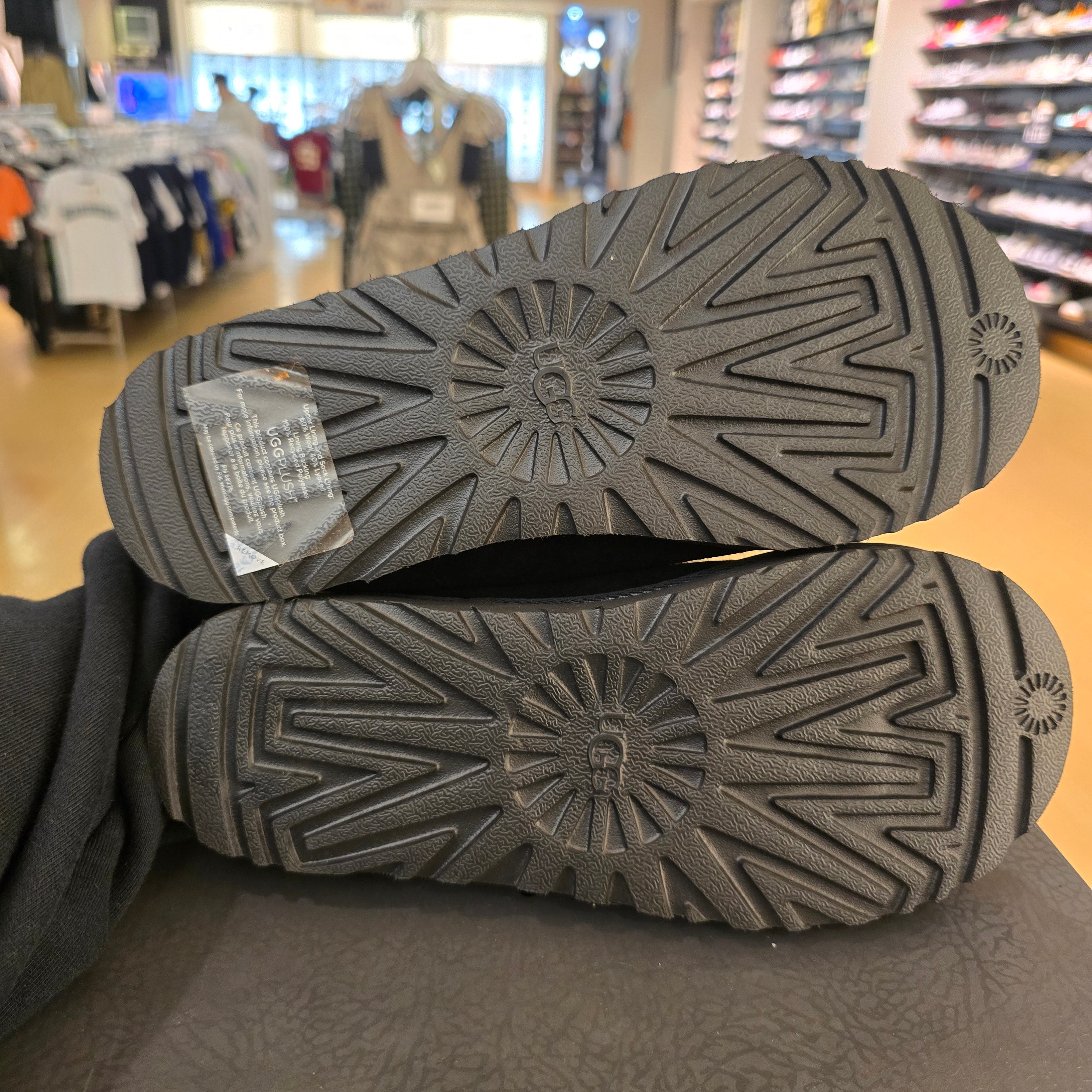 UGG Tasman Slipper Black (Women's) SZ 8/6.5M