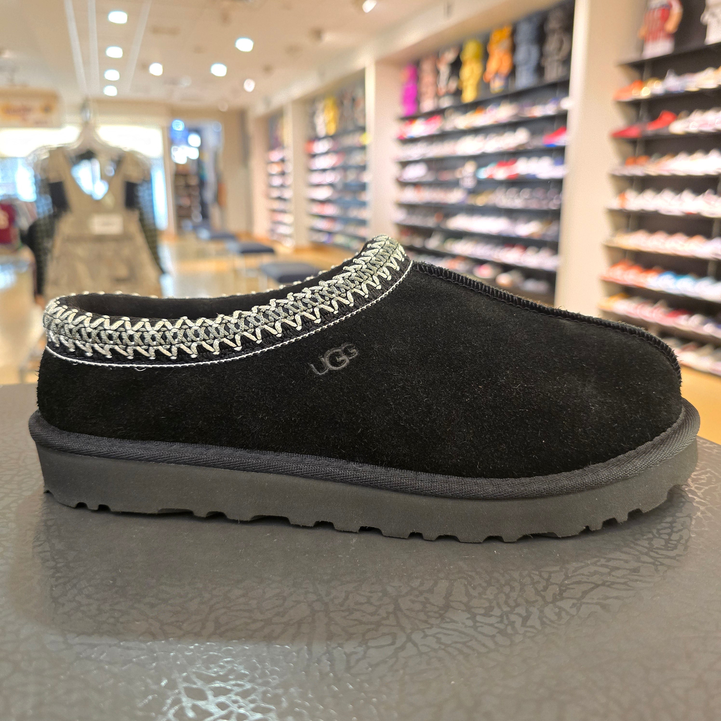 UGG Tasman Slipper Black (Women's) SZ 8/6.5M