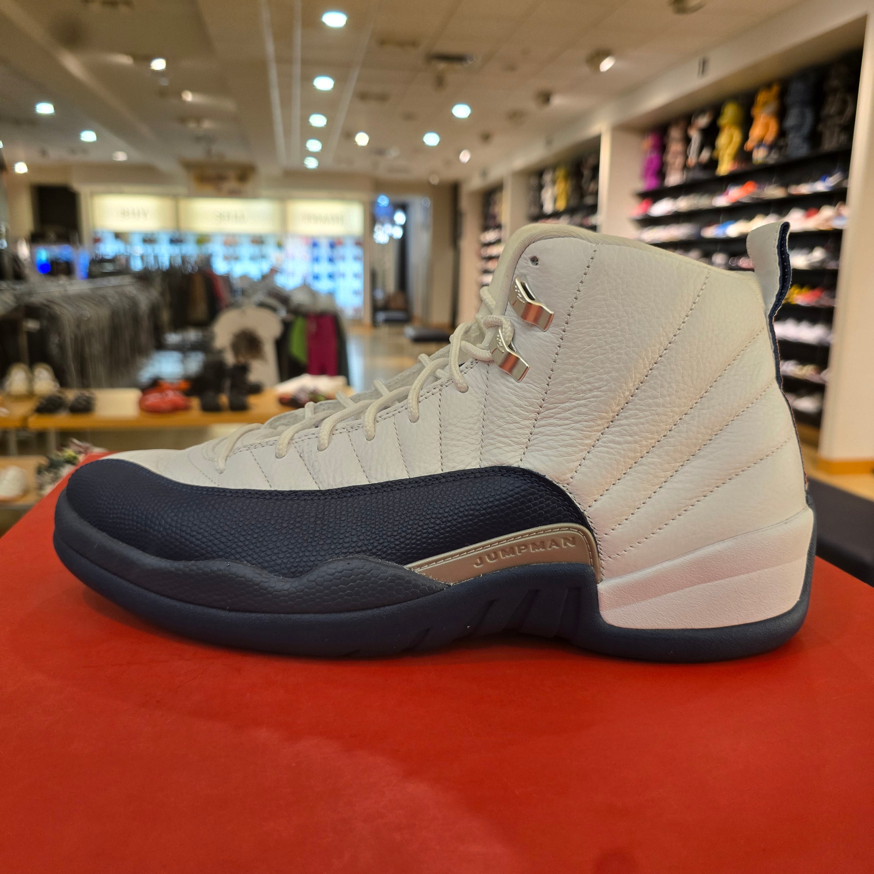 Jordan 12 Retro French Blue (2025) SZ 12 USED NO BOX