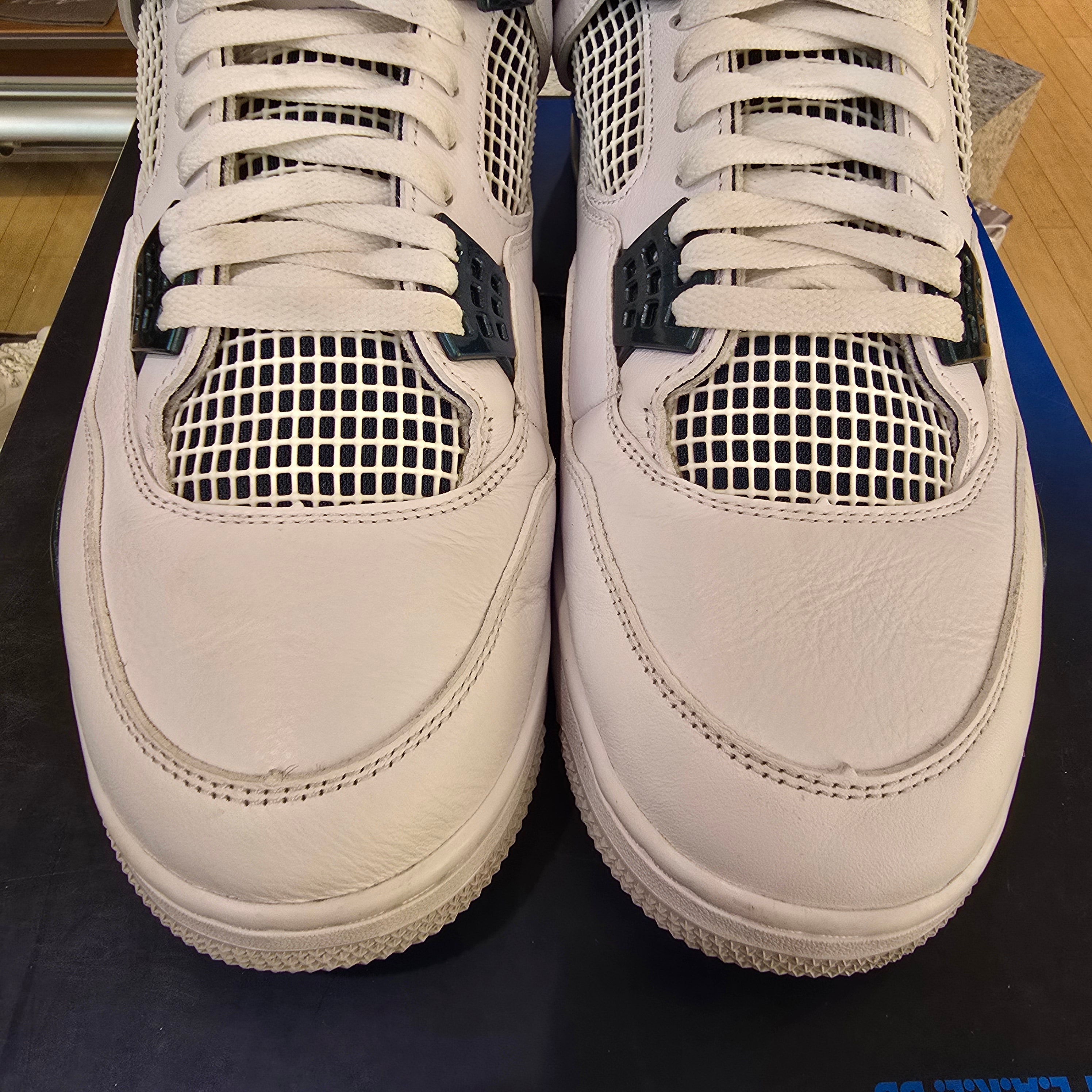 Jordan 4 Retro Oxidized Green SZ 13 USED