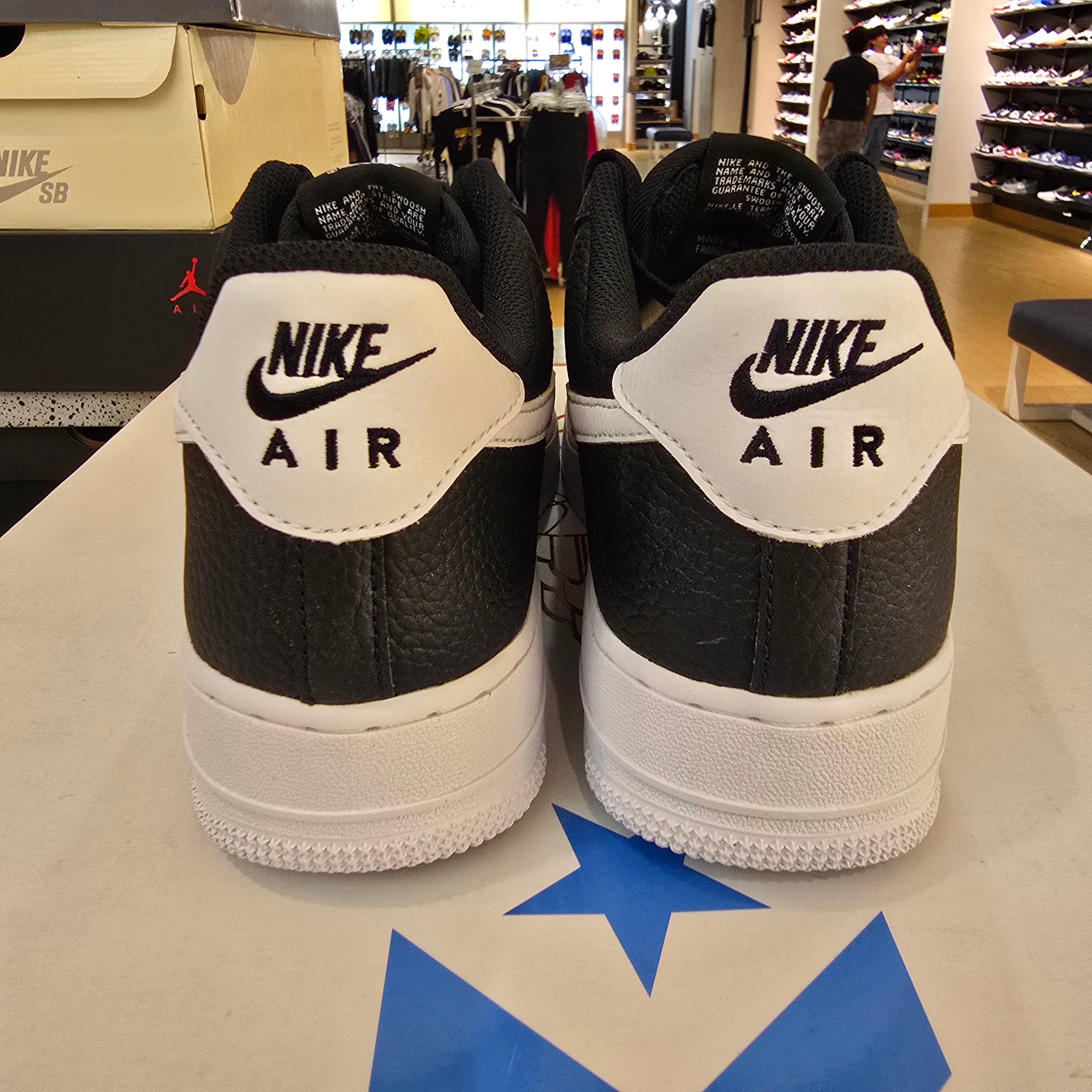 Nike Air Force 1 Low '07 Black White Pebbled Leather SZ 10