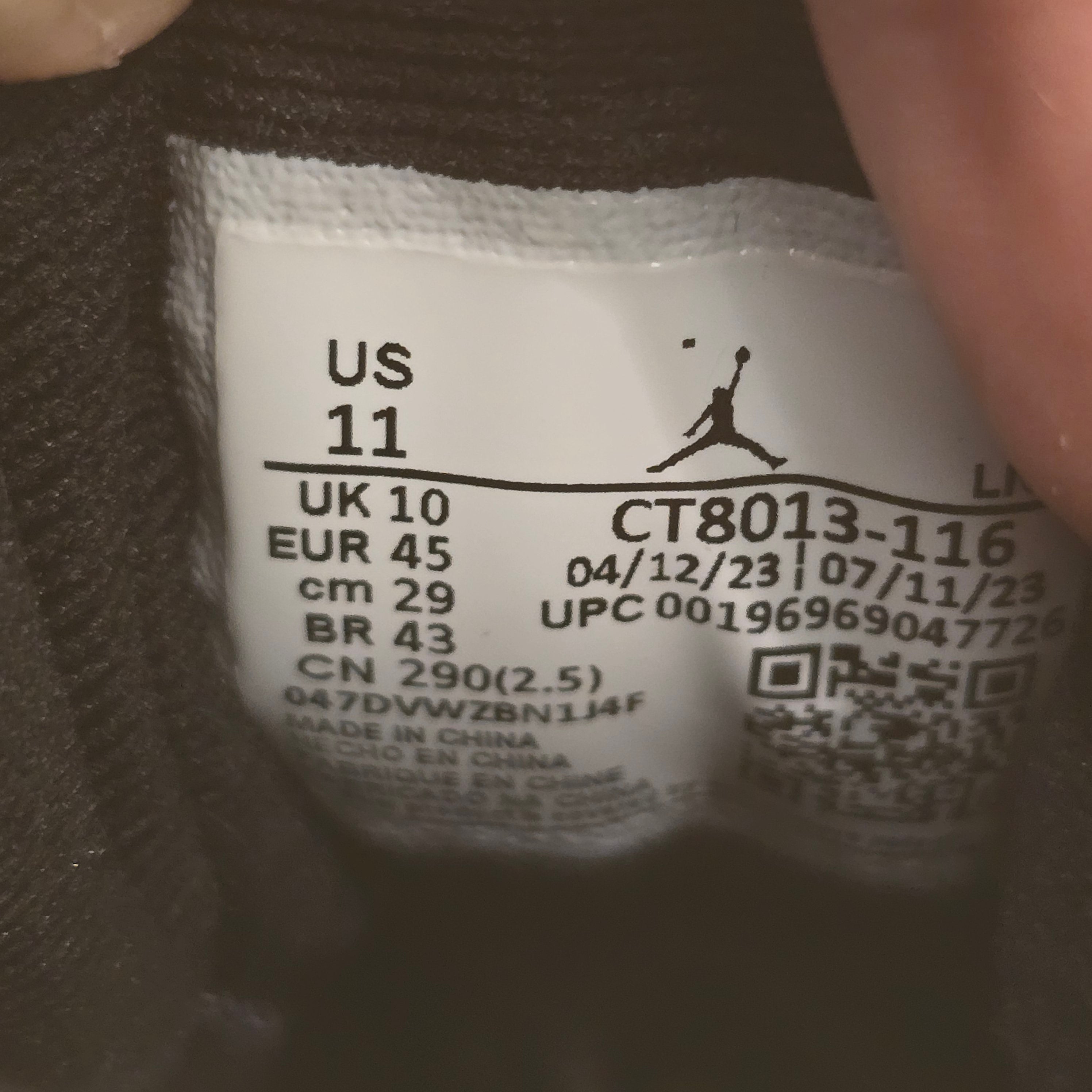 Jordan 12 Retro Cherry SZ 11 USED