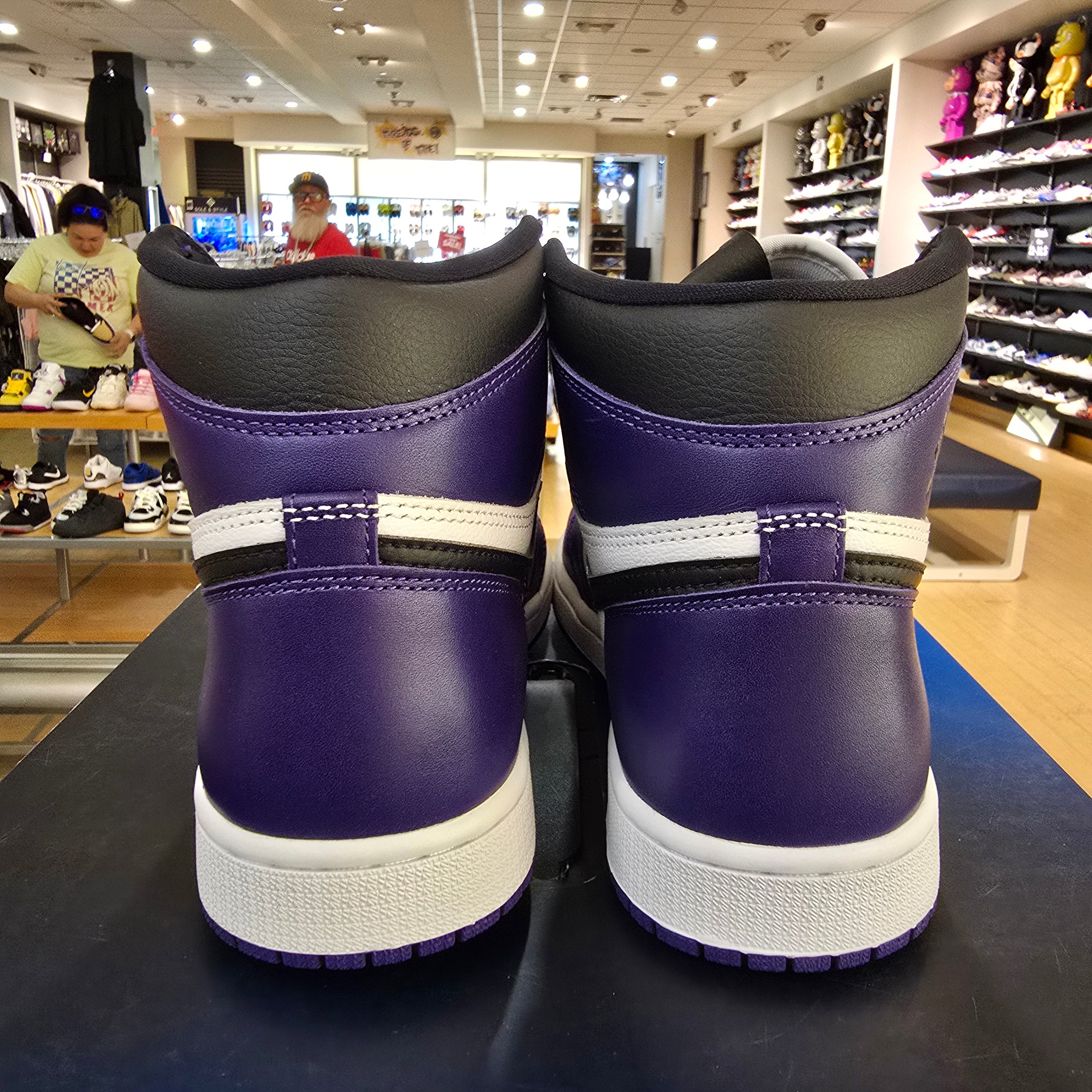 Jordan 1 Retro High Court Purple White SZ 9.5