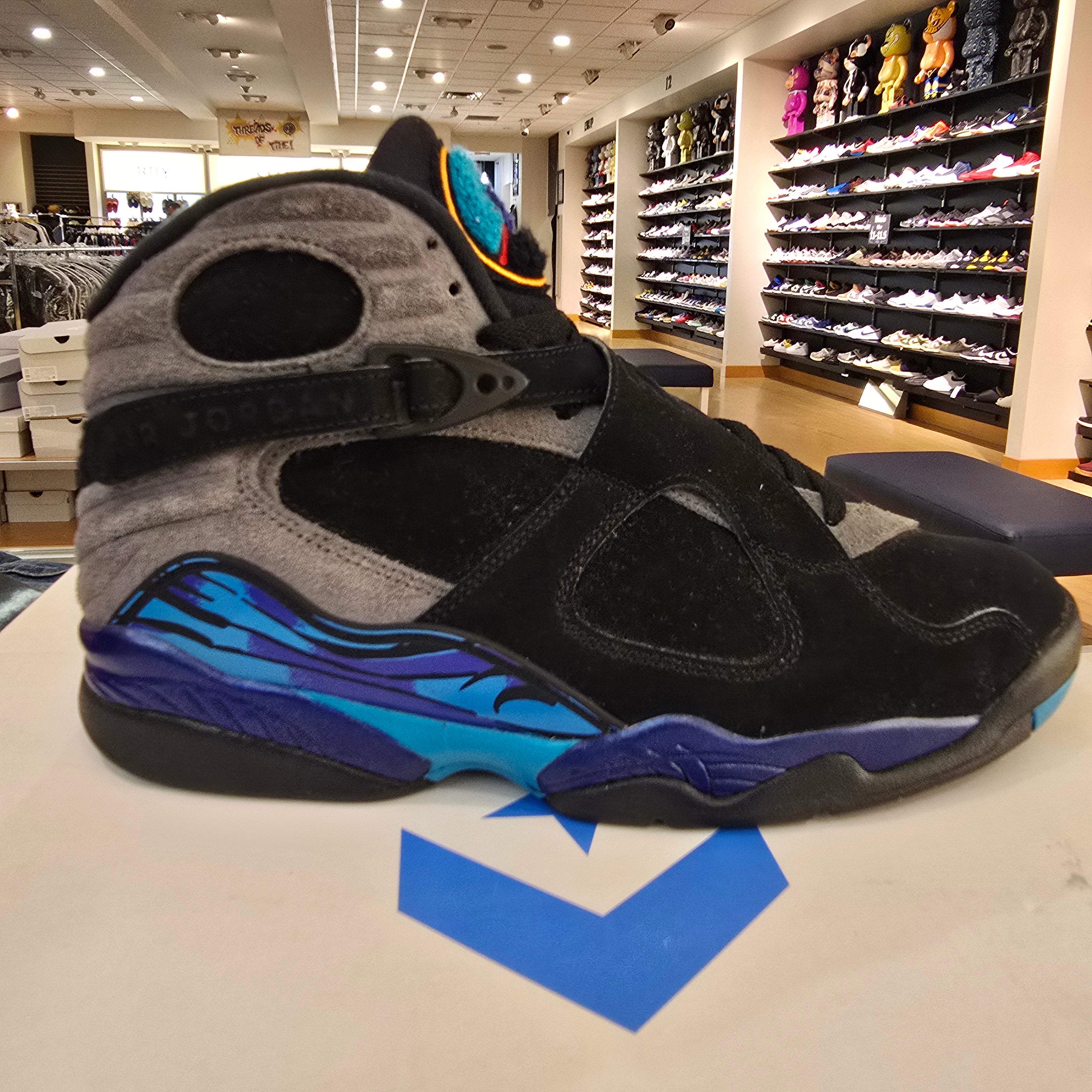 Jordan 8 Retro Aqua (2025) SZ 10.5 USED