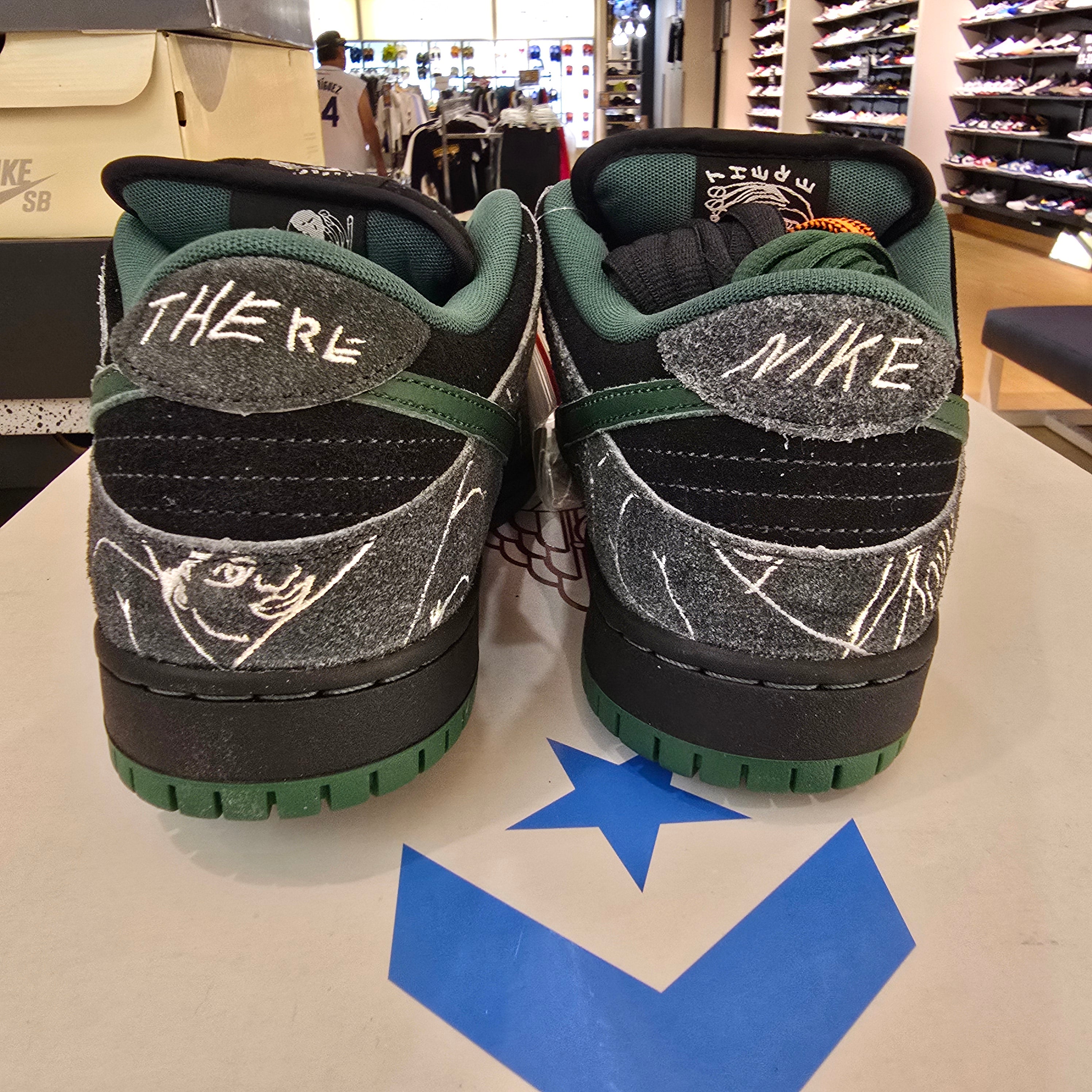 Nike SB Dunk Low There Skateboards SZ 10