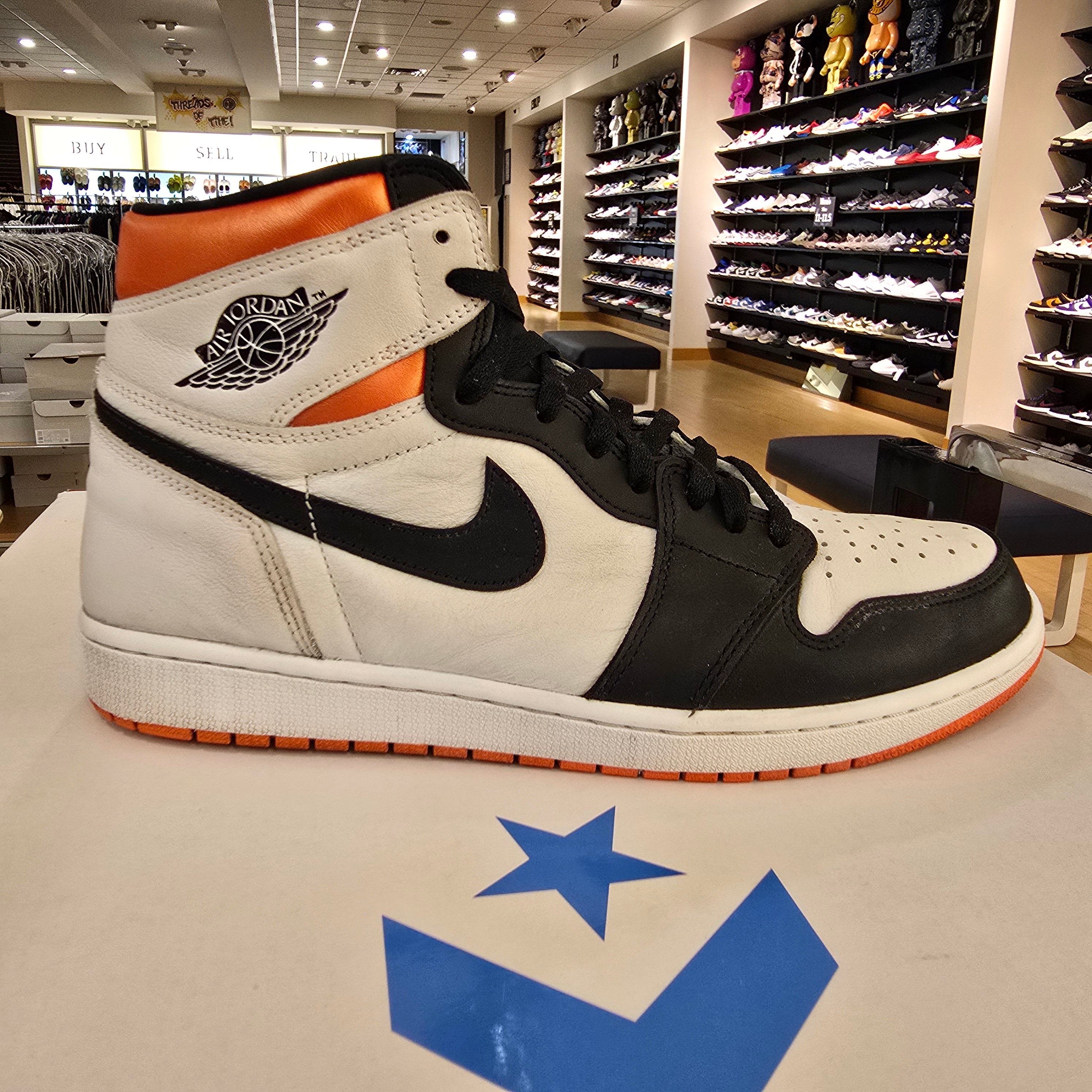Jordan 1 Retro High Electro Orange SZ 12 USED NO BOX