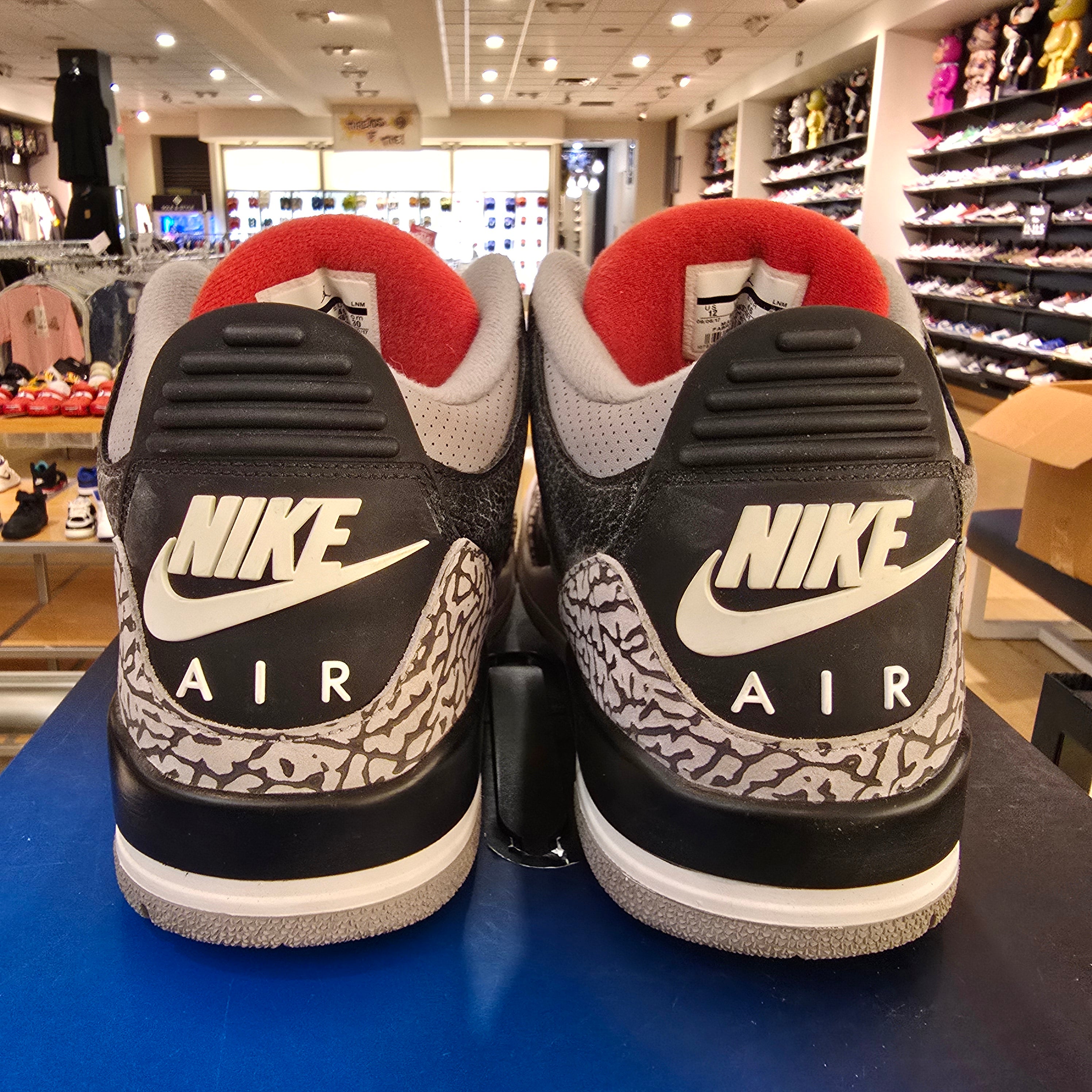 Jordan 3 Retro Black Cement (2018) SZ 12 USED GLITTERING