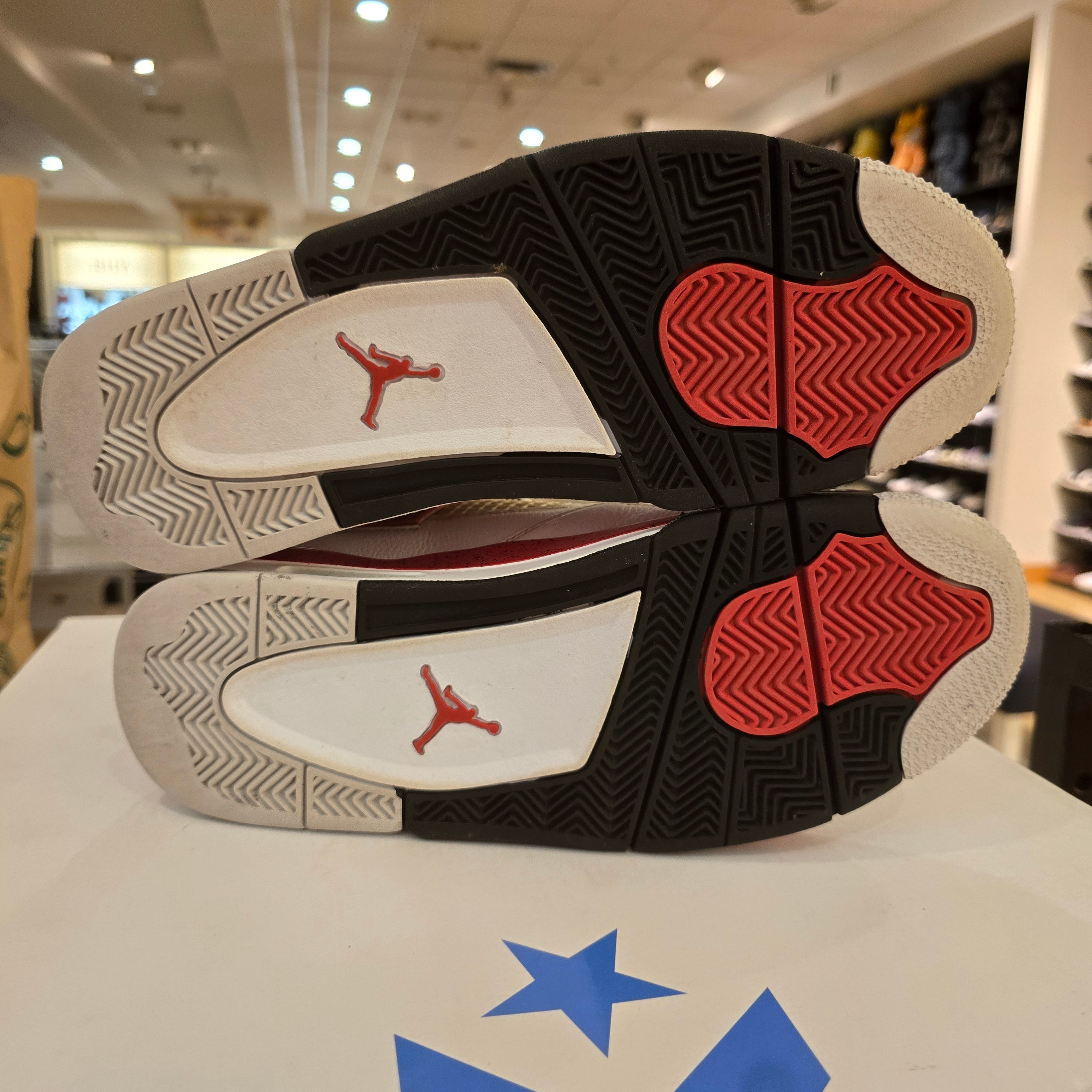 Jordan 4 Retro Red Cement SZ 9 USED