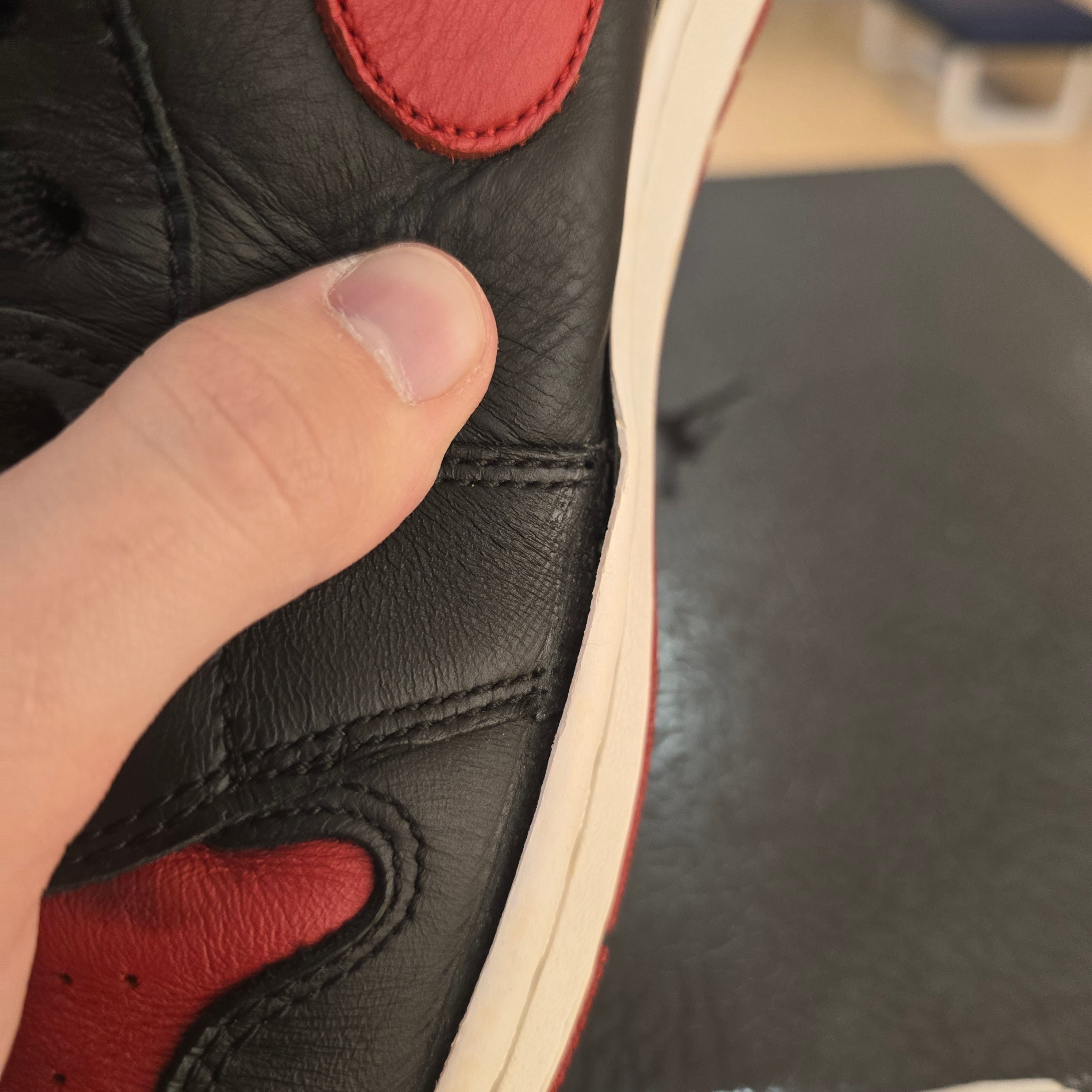 Air Jordan 1 Retro Bred 2013 SZ 12 USED