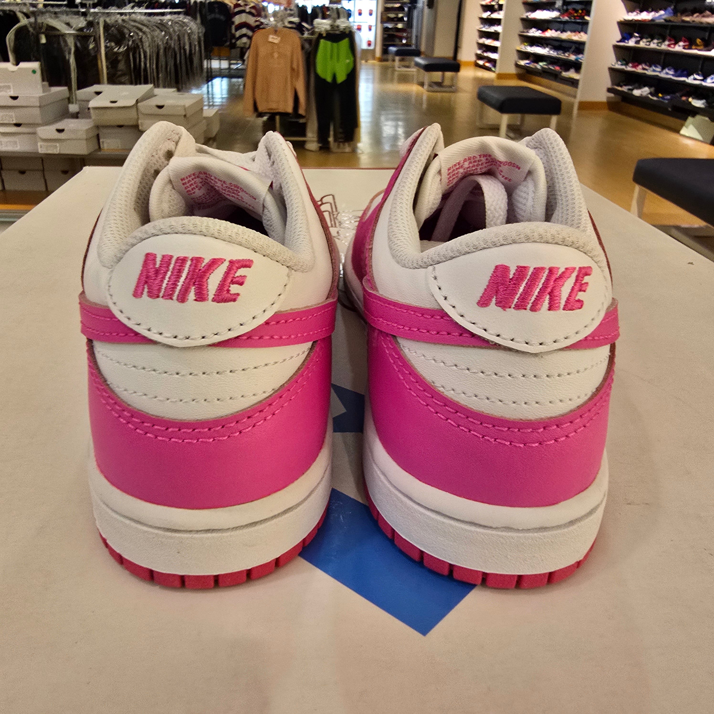 Nike Dunk Low Laser Fuchsia (PS) SZ 2Y