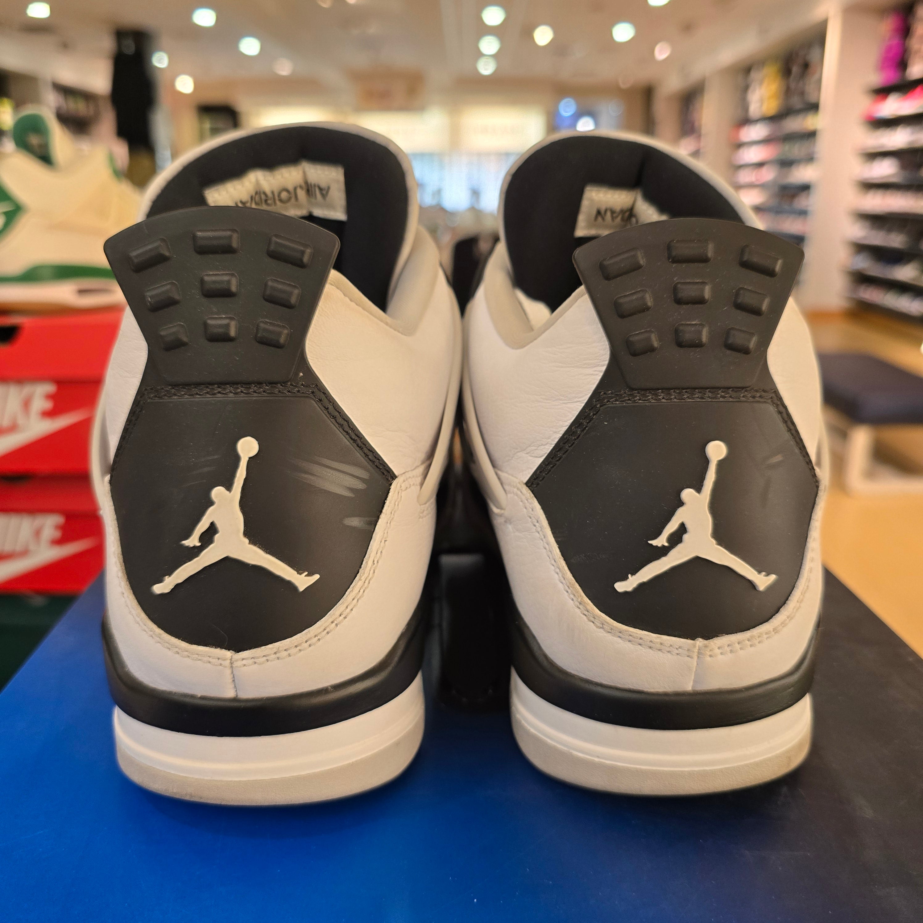 Jordan 4 Retro Military Black SZ 13 USED