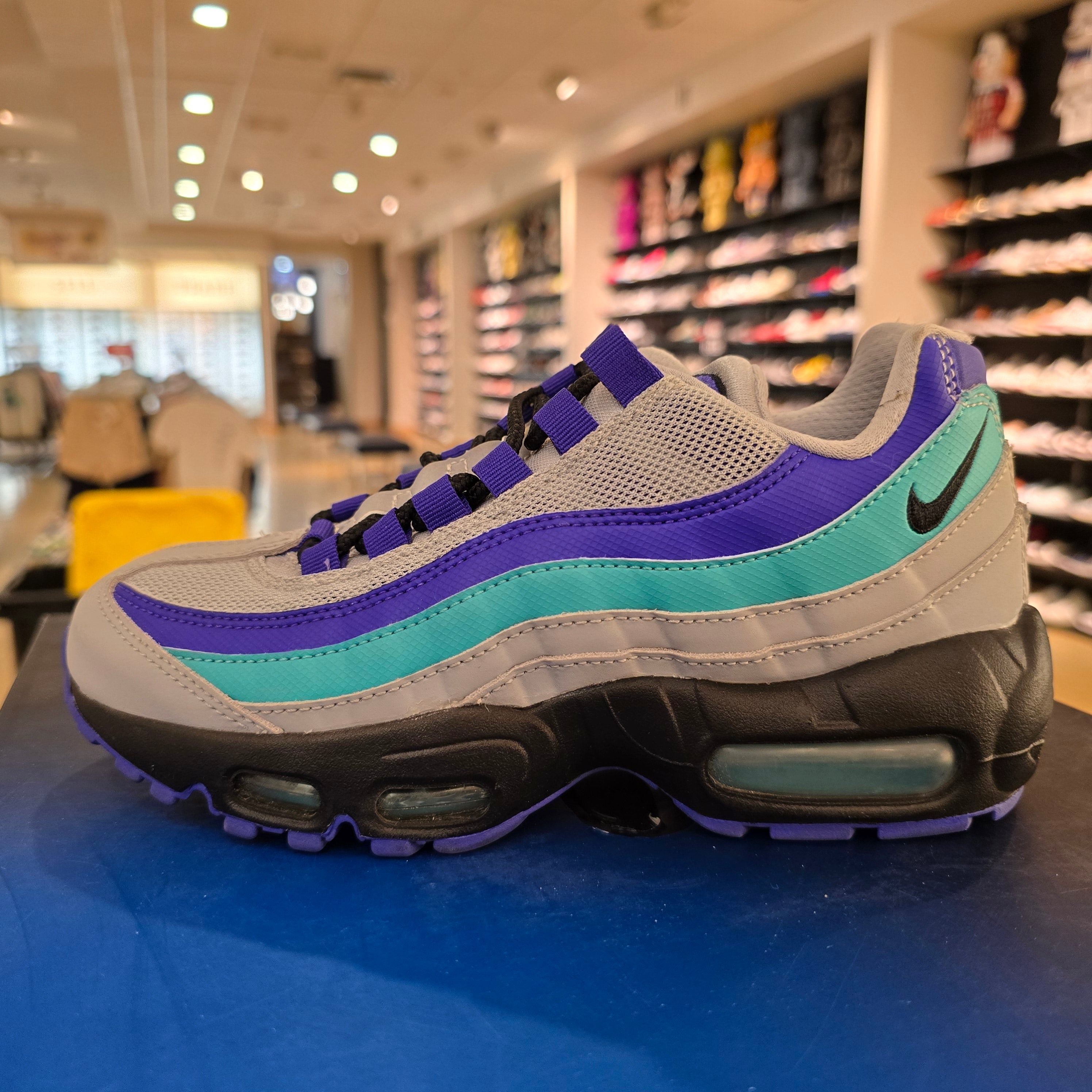 Air Max 95 Wolf Grey Grape SZ 4 USED NO BOX