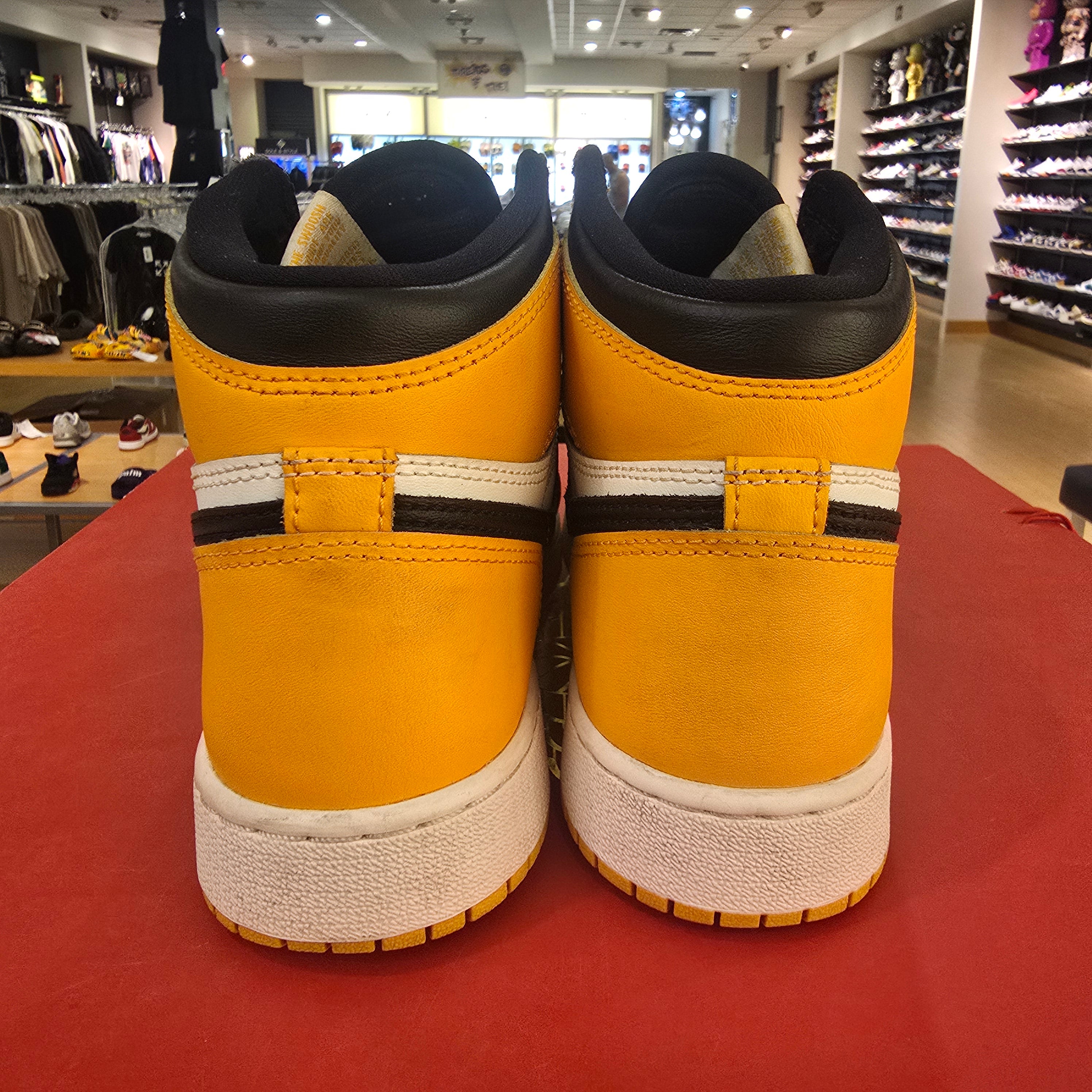 Jordan 1 Retro High OG Taxi (GS) SZ 6Y USED