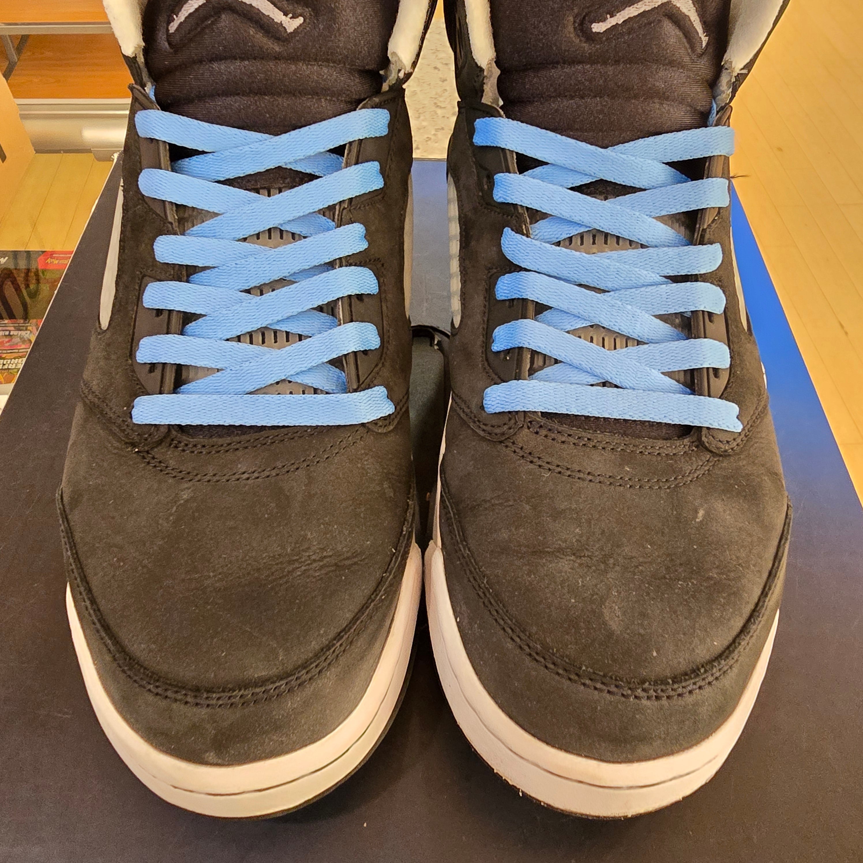 Jordan 5 Retro Moonlight (2021) SZ 10 USED