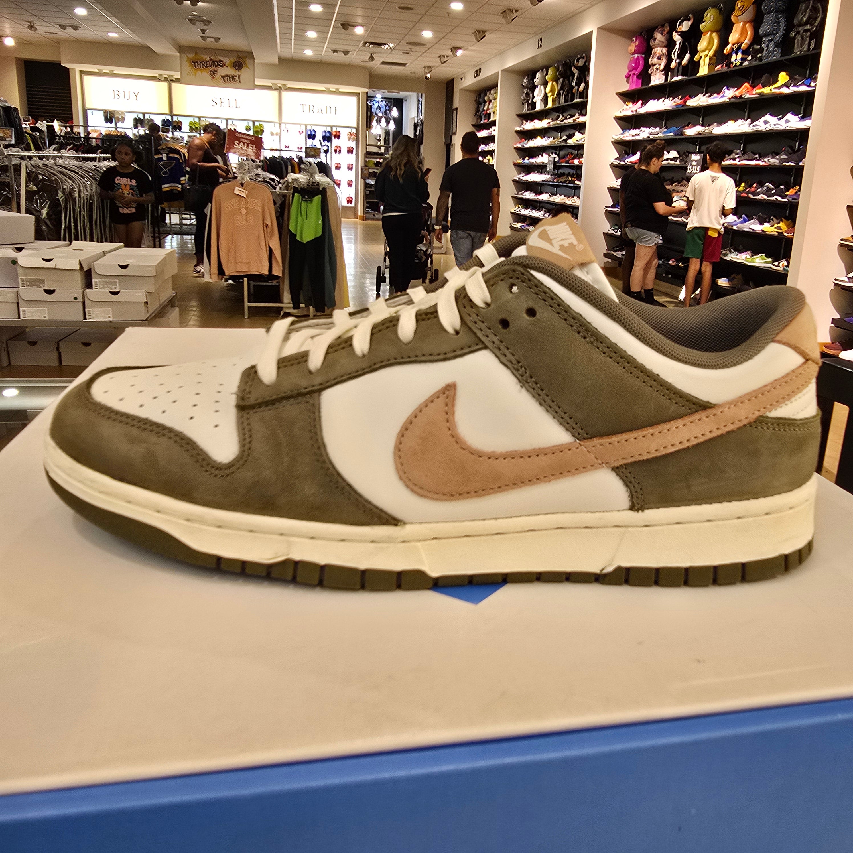 Nike Dunk Low Premium Medium Olive Hemp SZ 12 USED NO BOX