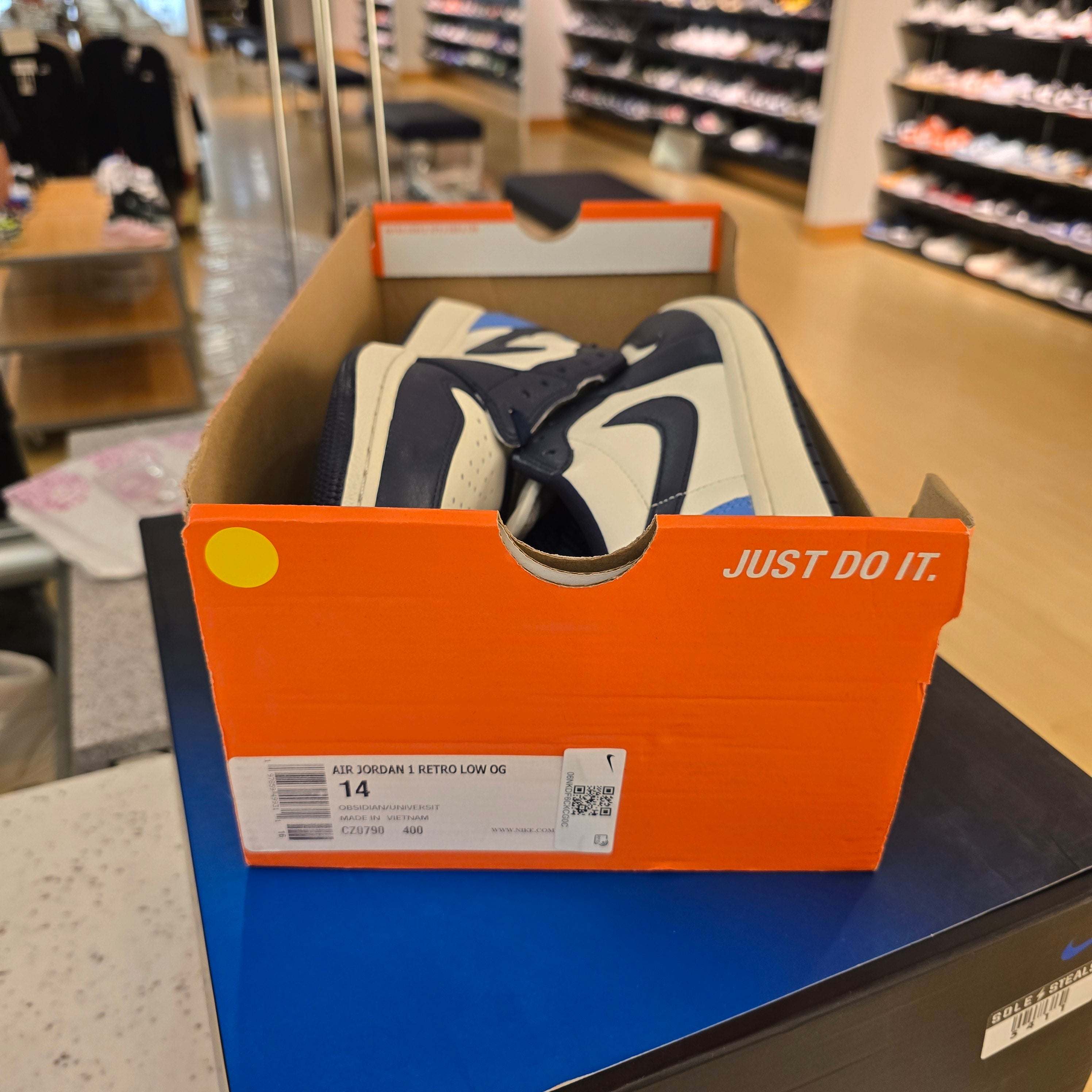 Jordan 1 Low OG Obsidian UNC SZ 14 REP BOX MISSING LID