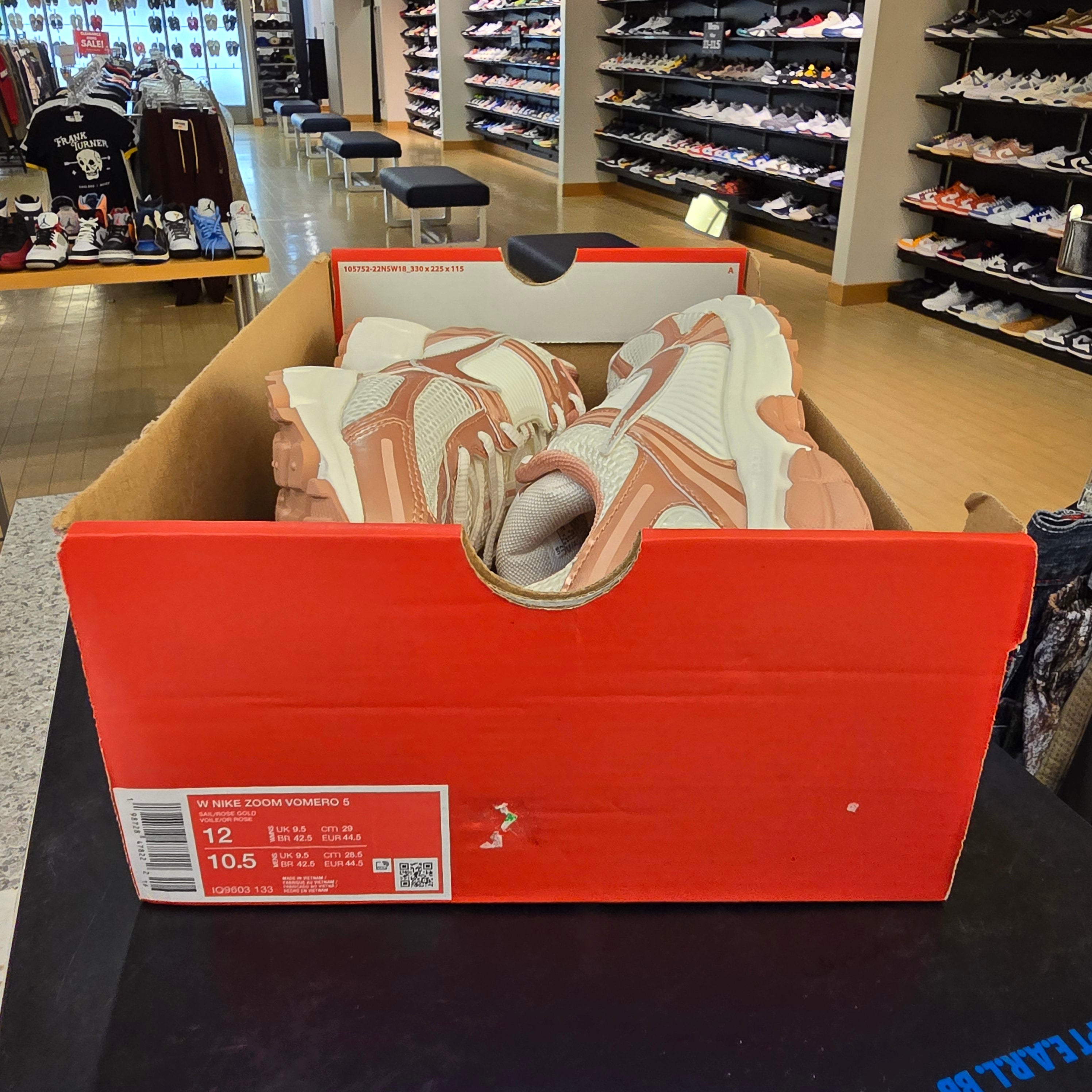 Nike Zoom Vomero 5 Rose Gold Women's SZ 12/10.5M MISSING LID
