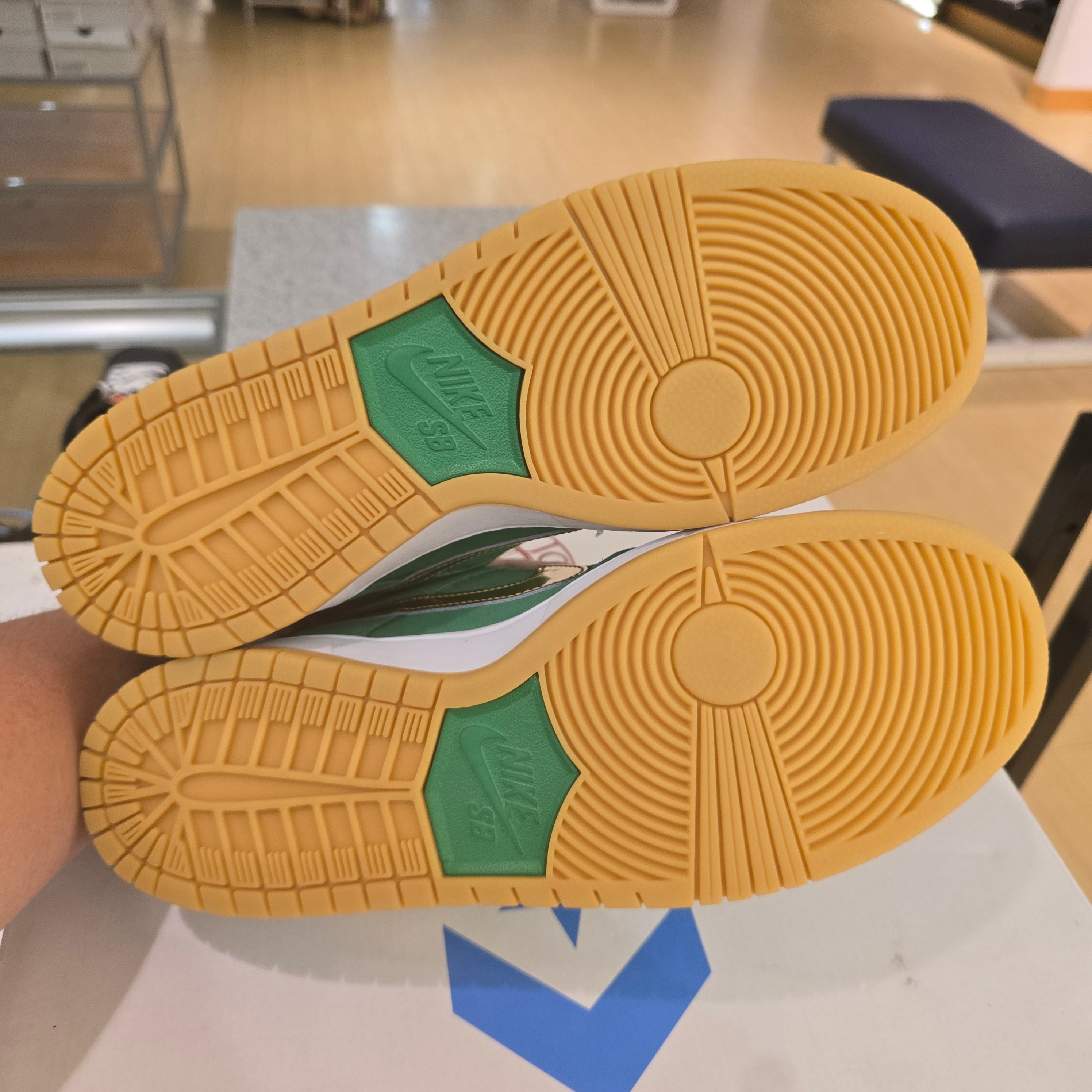 Nike SB Dunk Low St. Patrick's Day (2022) SZ 10
