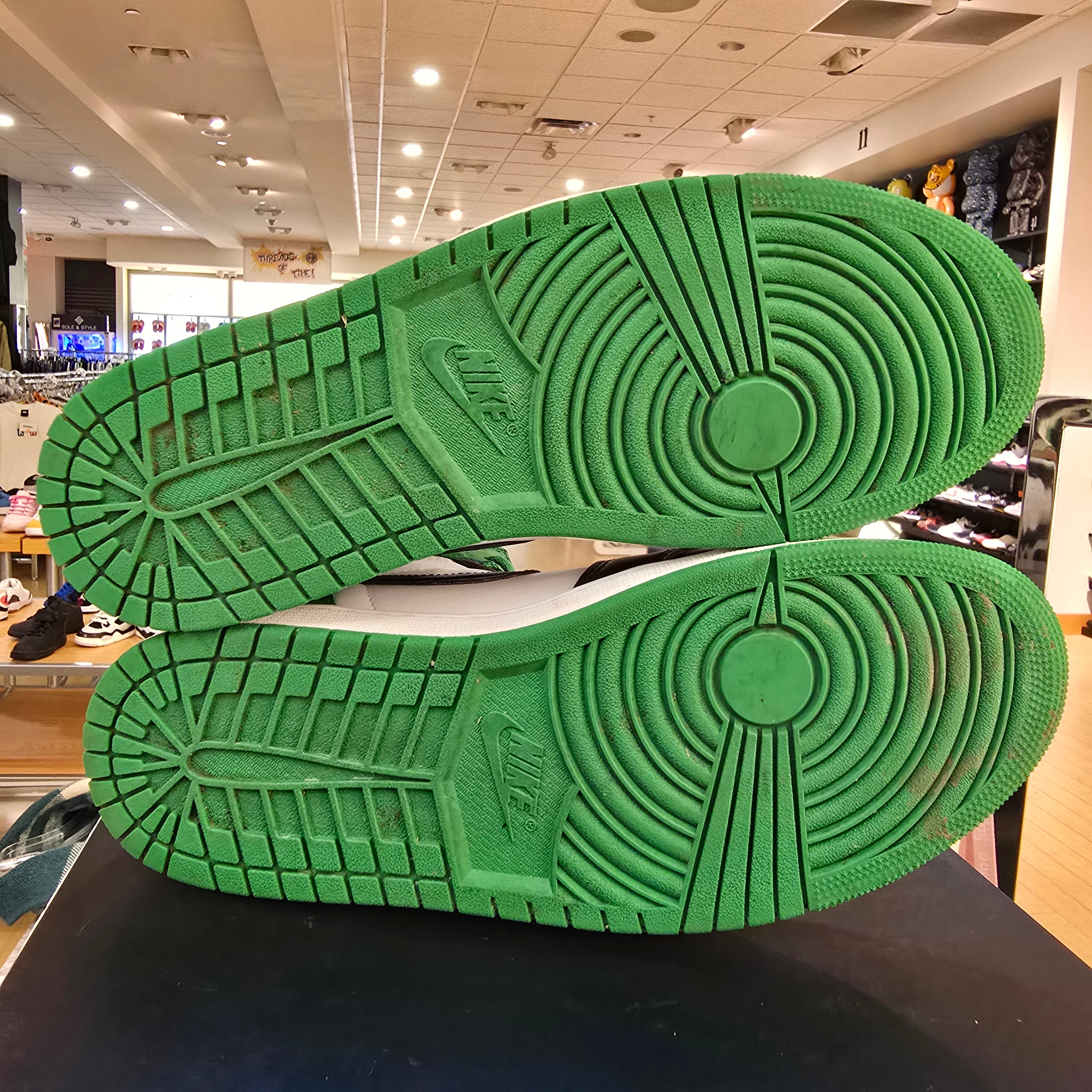 Jordan 1 Retro Lucky Green SZ 12 USED