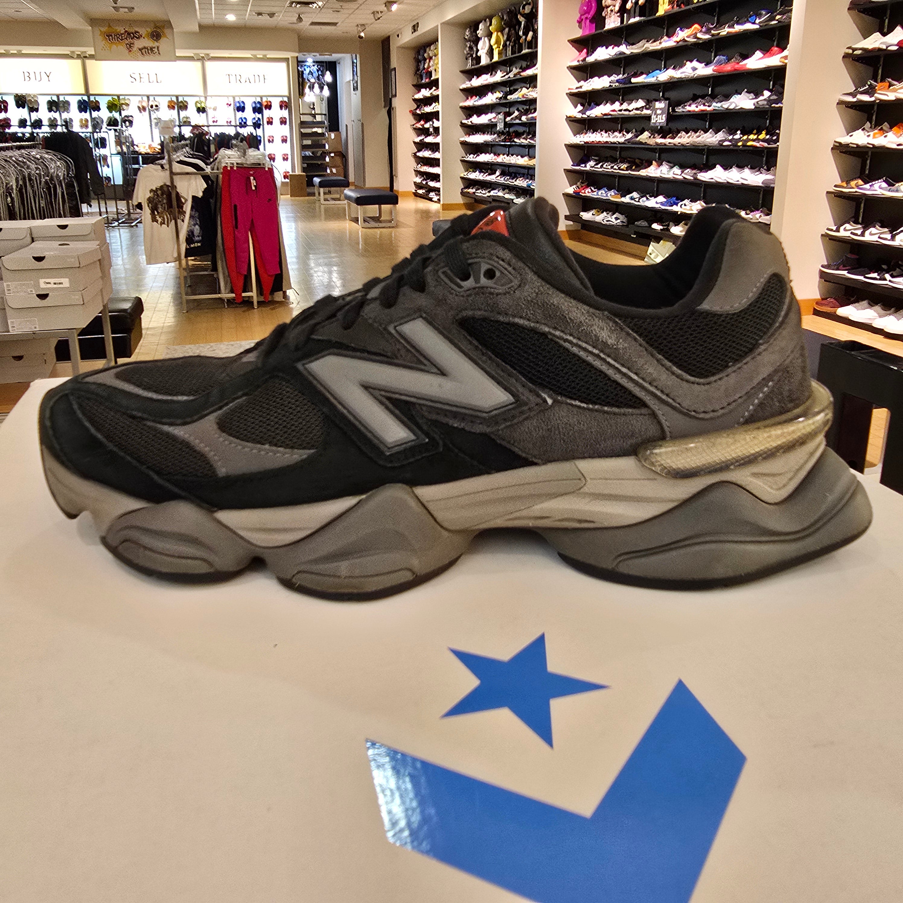 New Balance 9060 Black Castlerock Grey SZ 10.5 USED