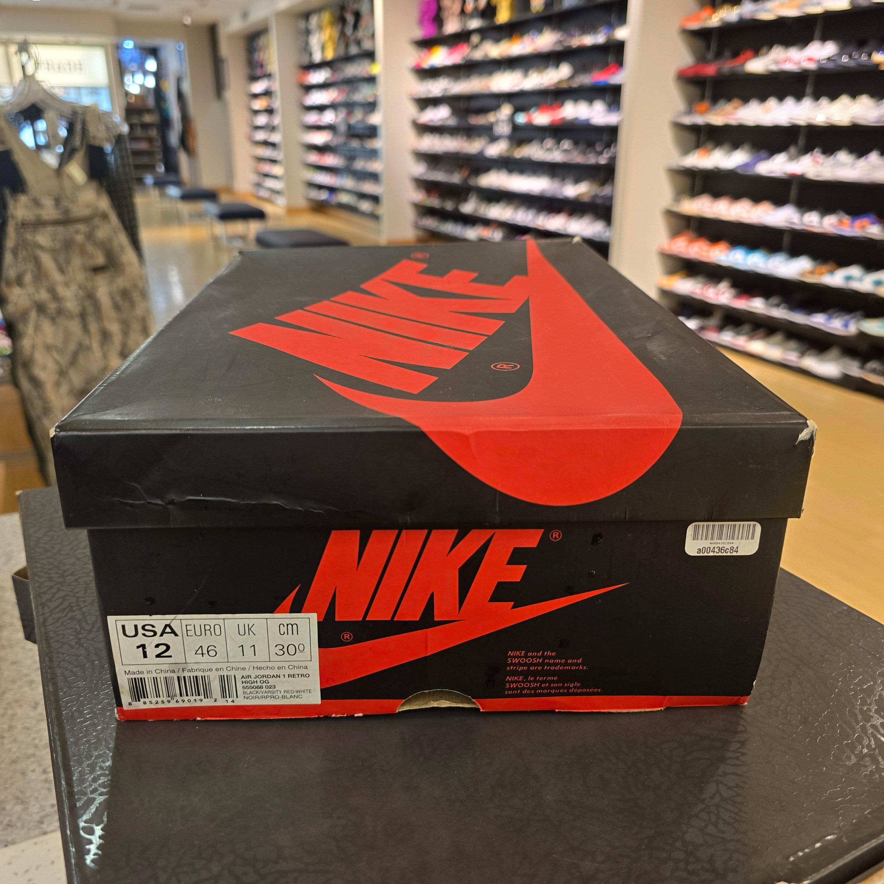 Air Jordan 1 Retro Bred 2013 SZ 12 USED