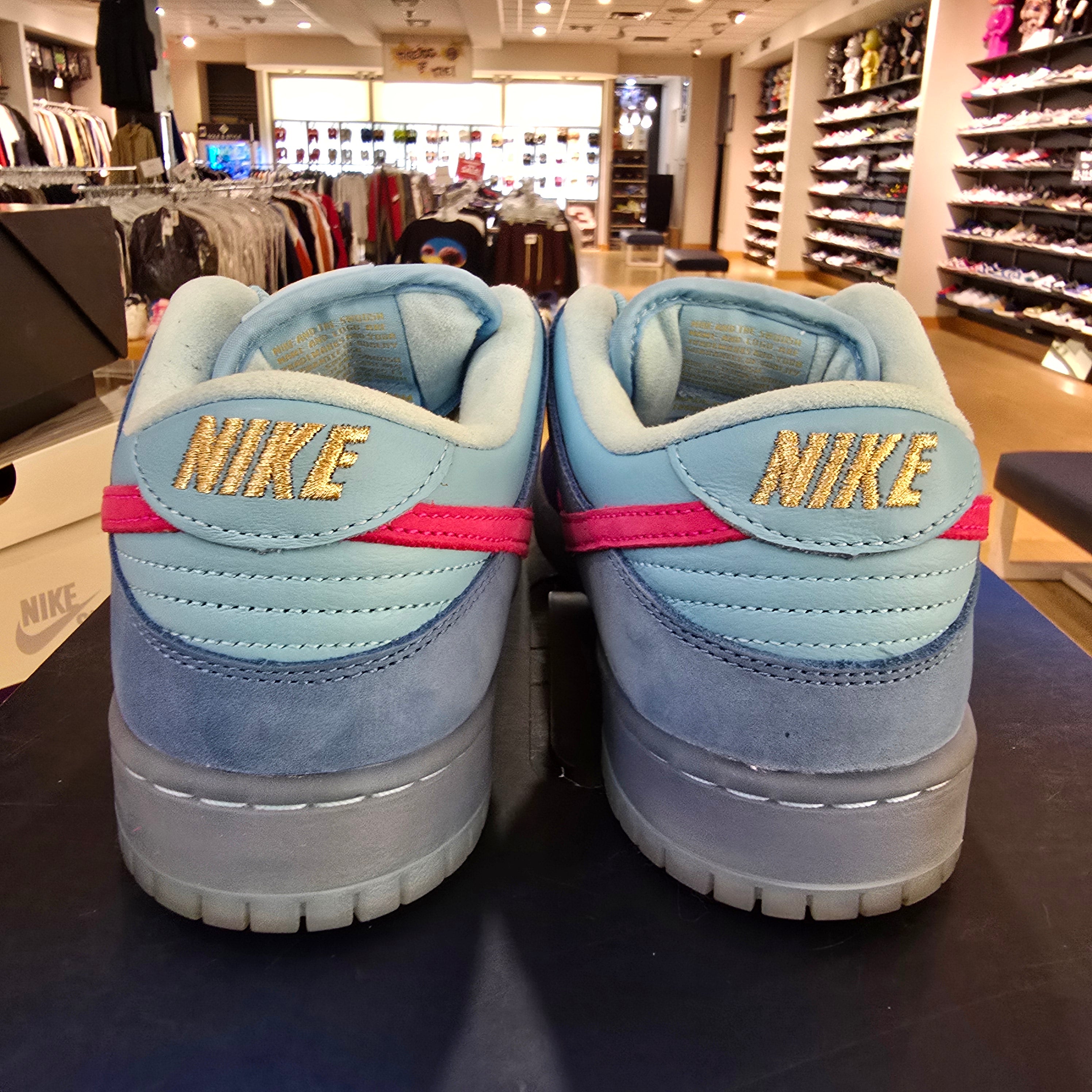 Nike SB Dunk Low Run The Jewels SZ 9 USED