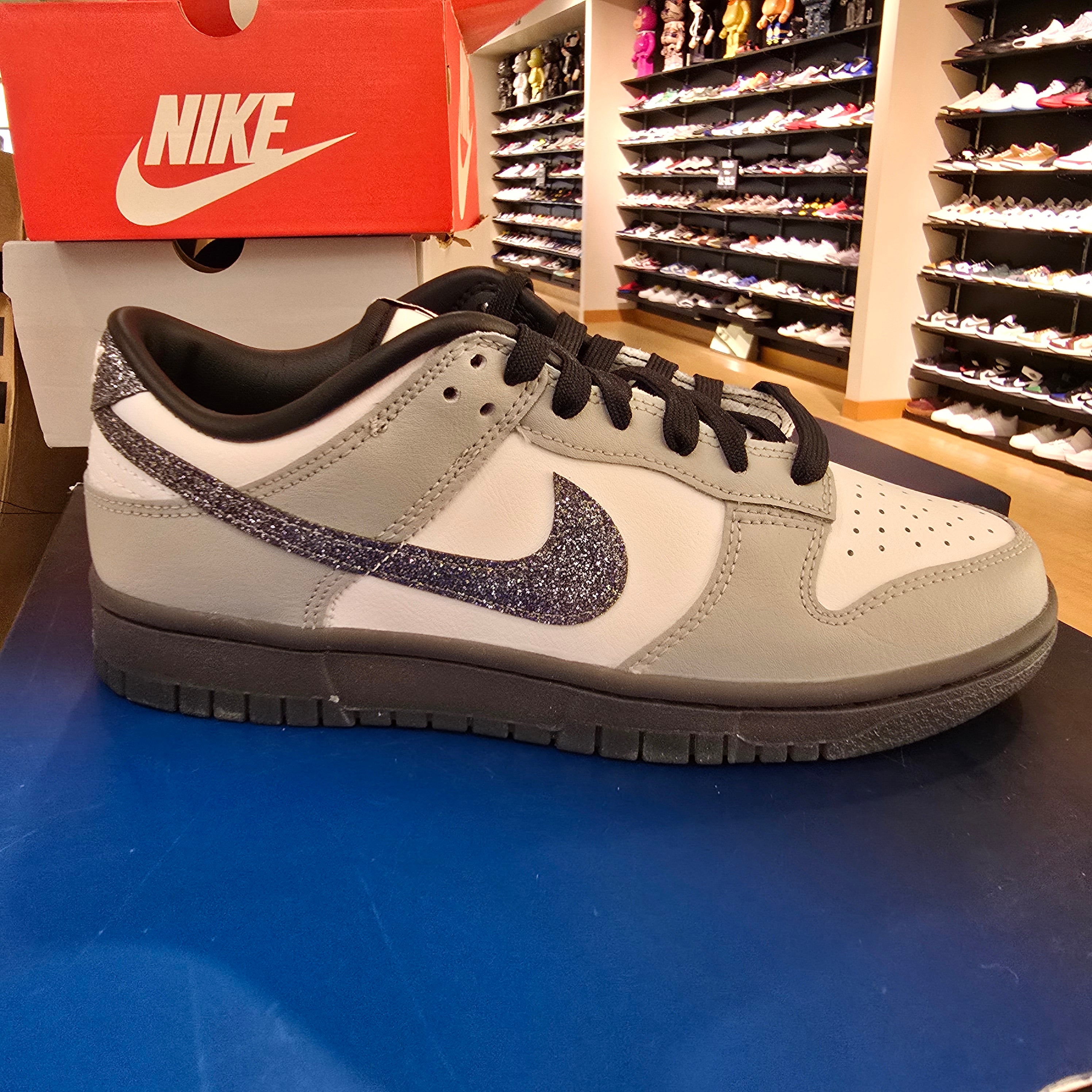 Nike Dunk Low LX Glitter Swoosh White Light Smoke Grey (Women's) SZ 7.5/6M MISSING LID