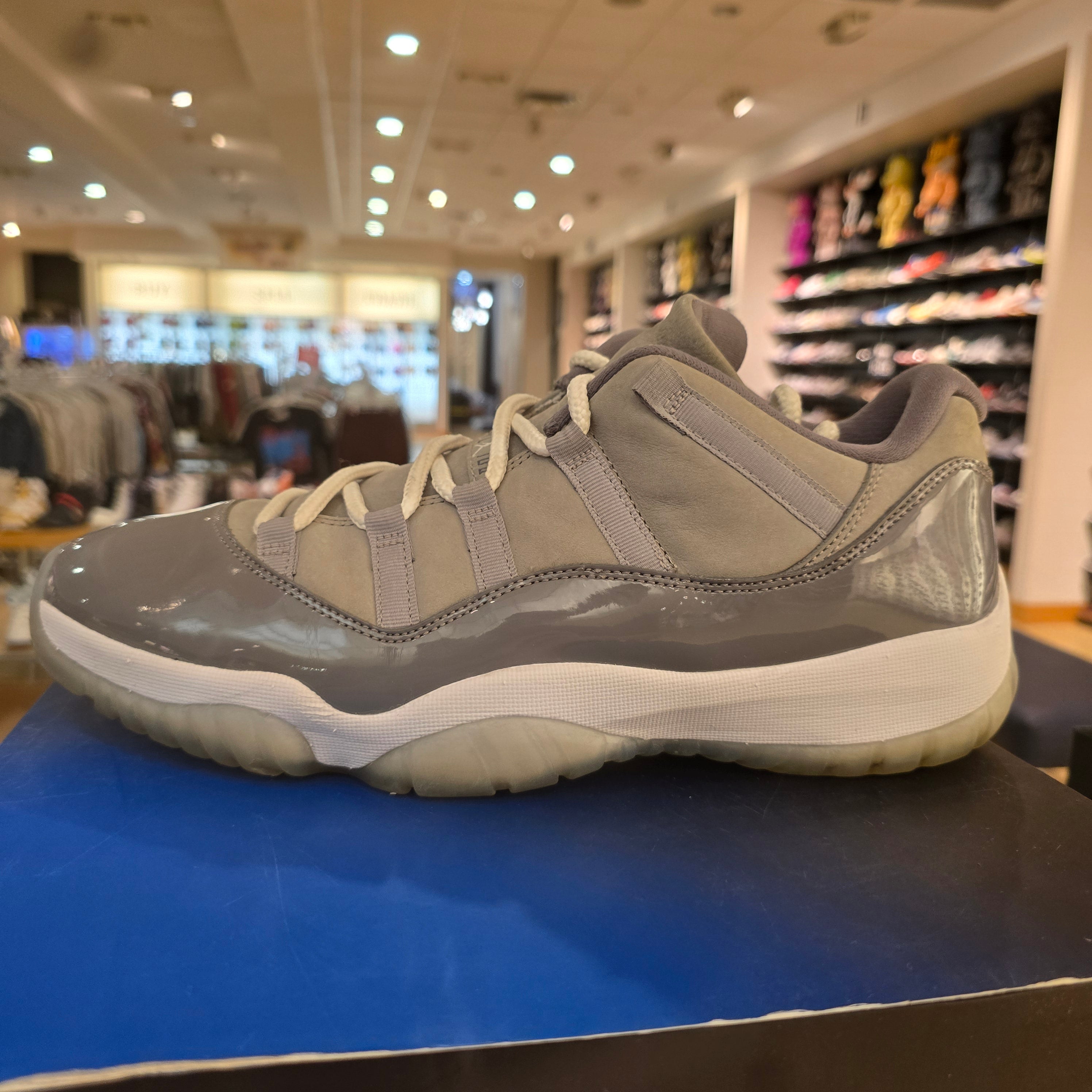 Jordan 11 Retro Low Cool Grey SZ 12 USED