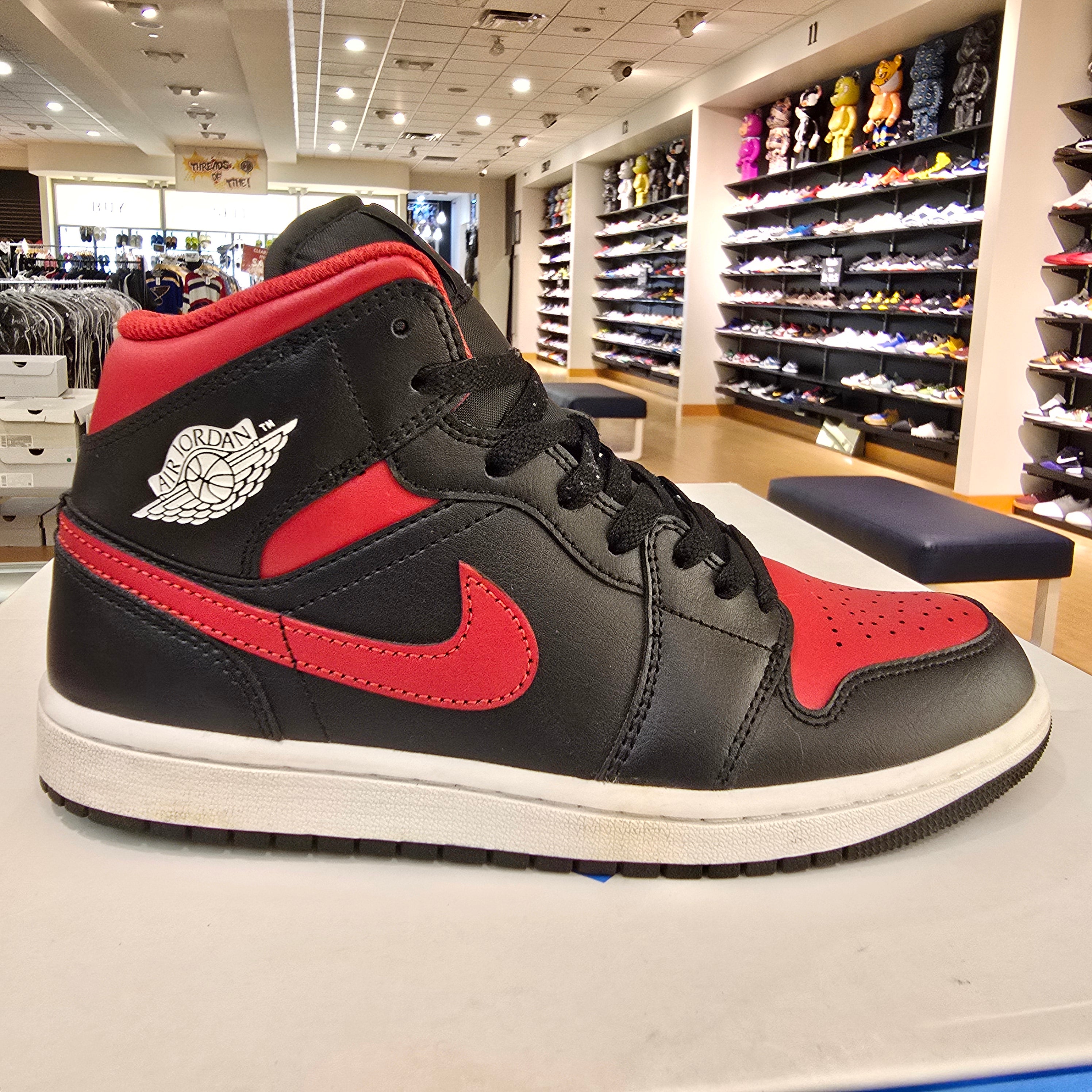 Jordan 1 Mid Bred Twist SZ 8 USED