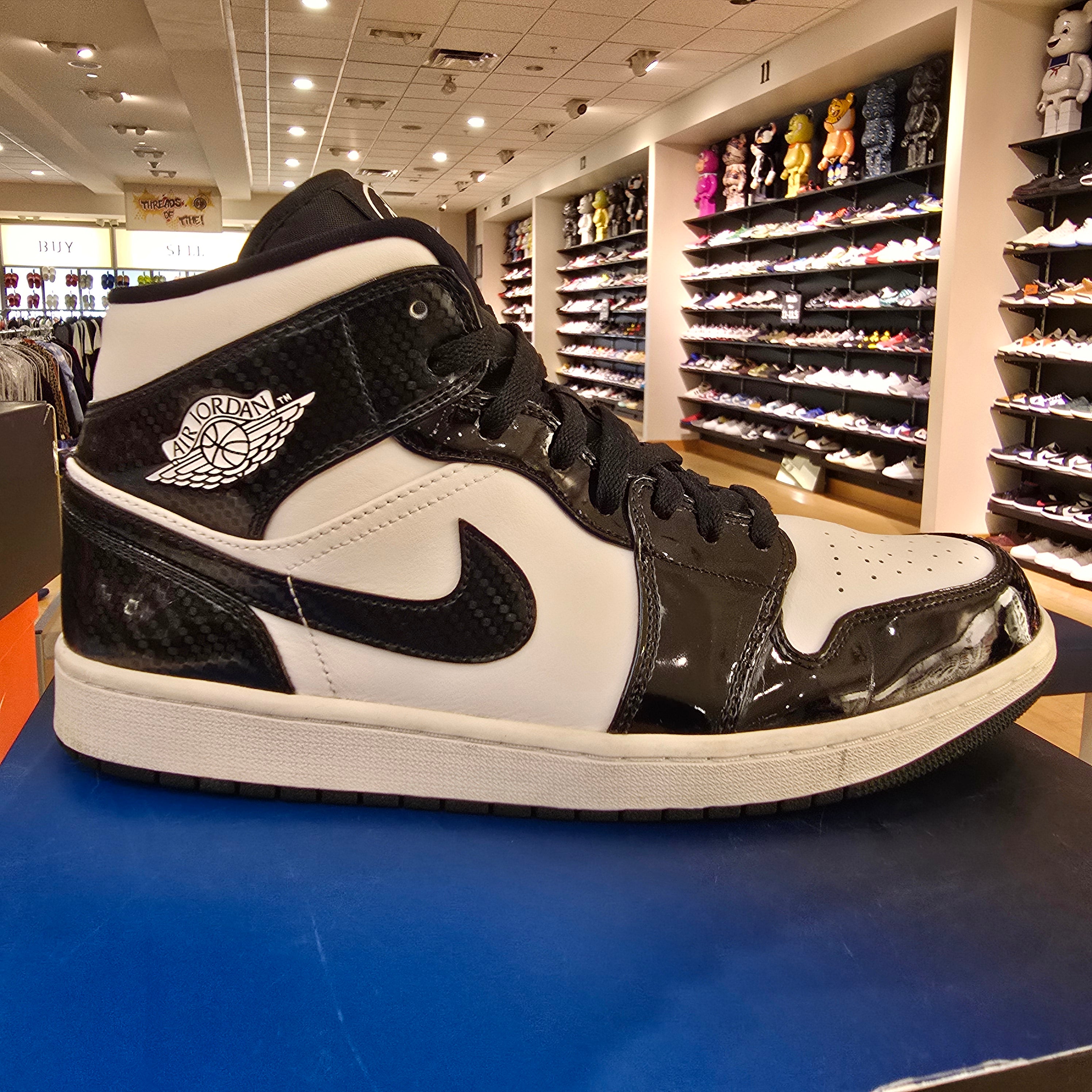 Jordan 1 Mid Carbon Fiber SZ 12 USED NO BOX