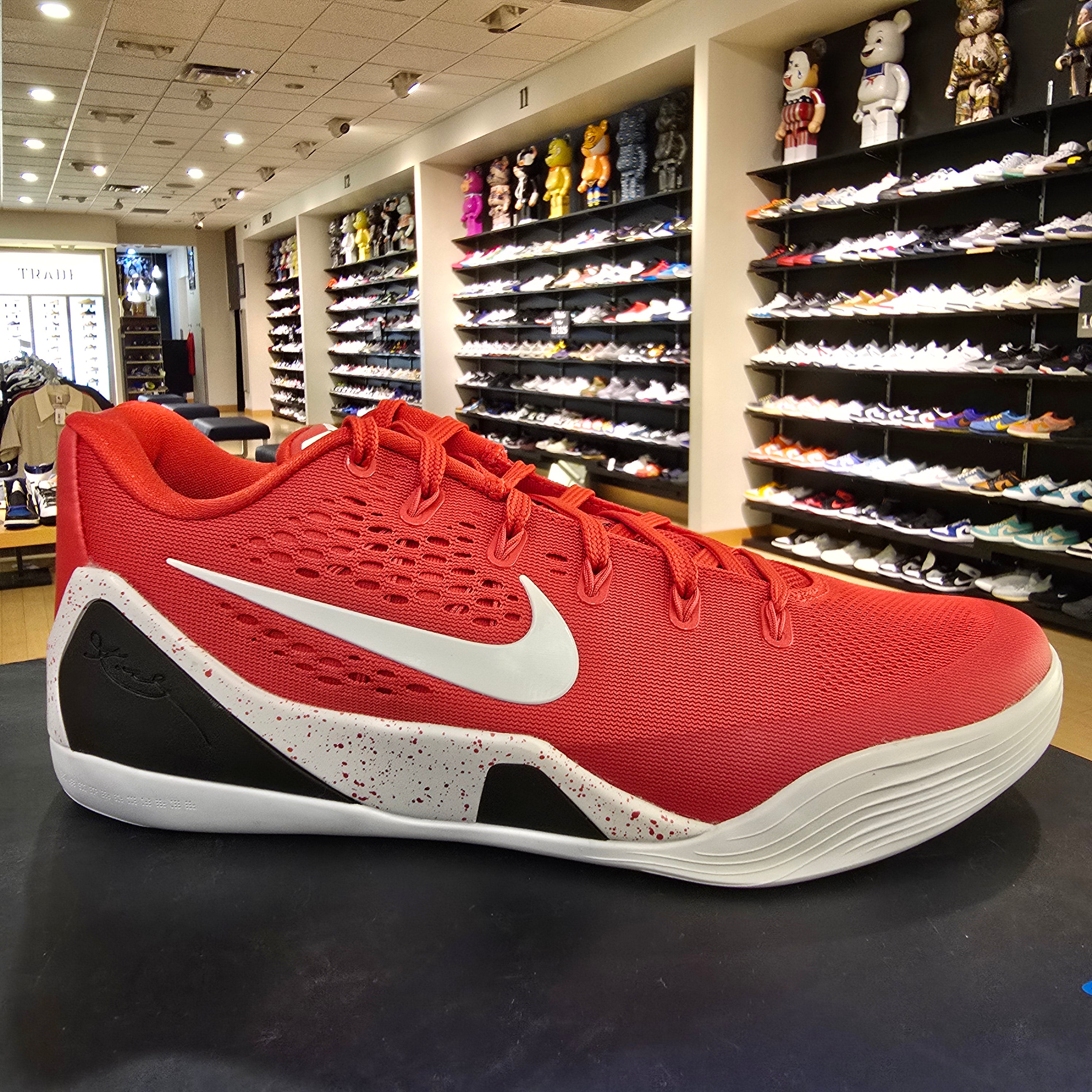 Nike Kobe 9 EM Low Protro TB University Red SZ 11 MISSING LID