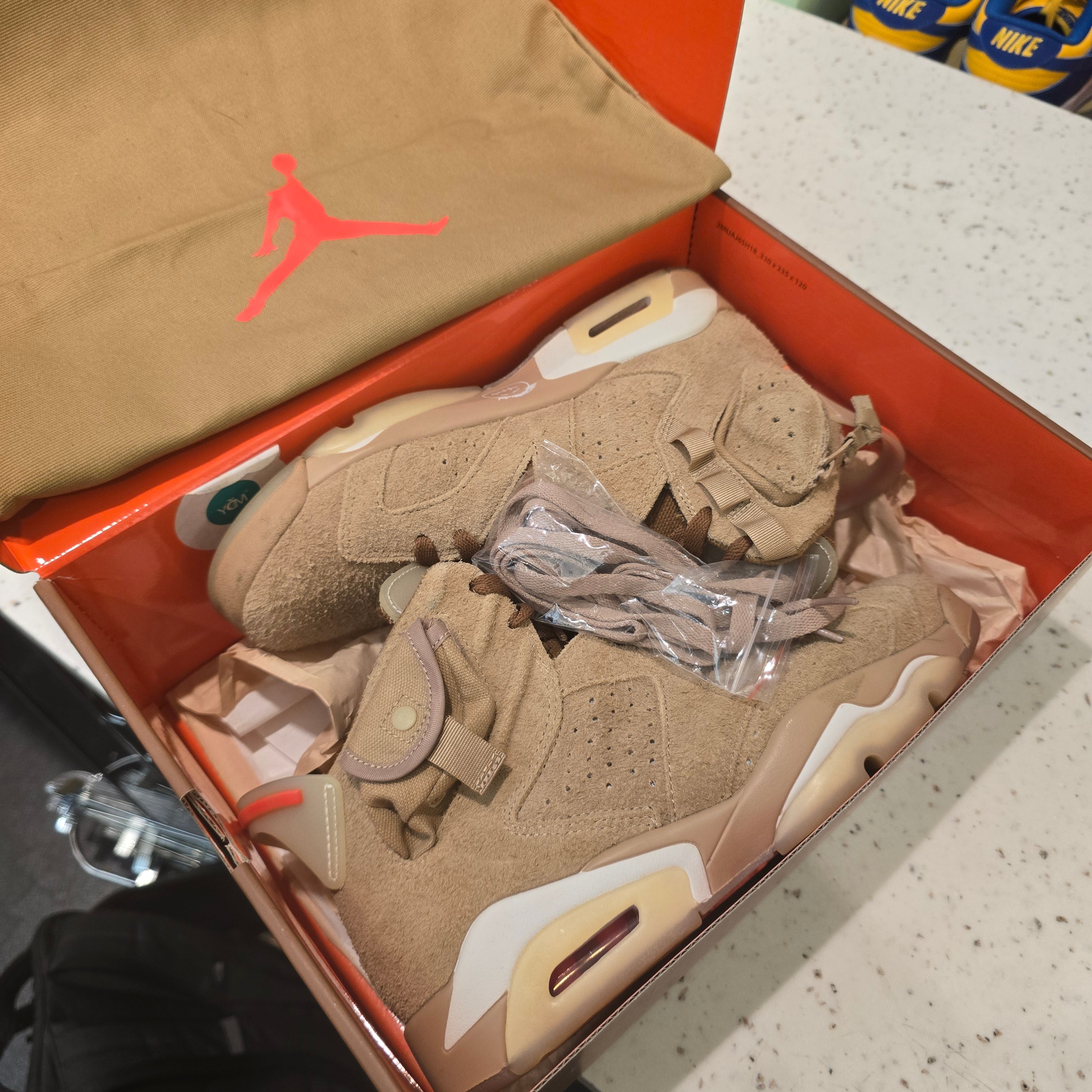 Jordan 6 Retro Travis Scott British Khaki SZ 7.5 USED