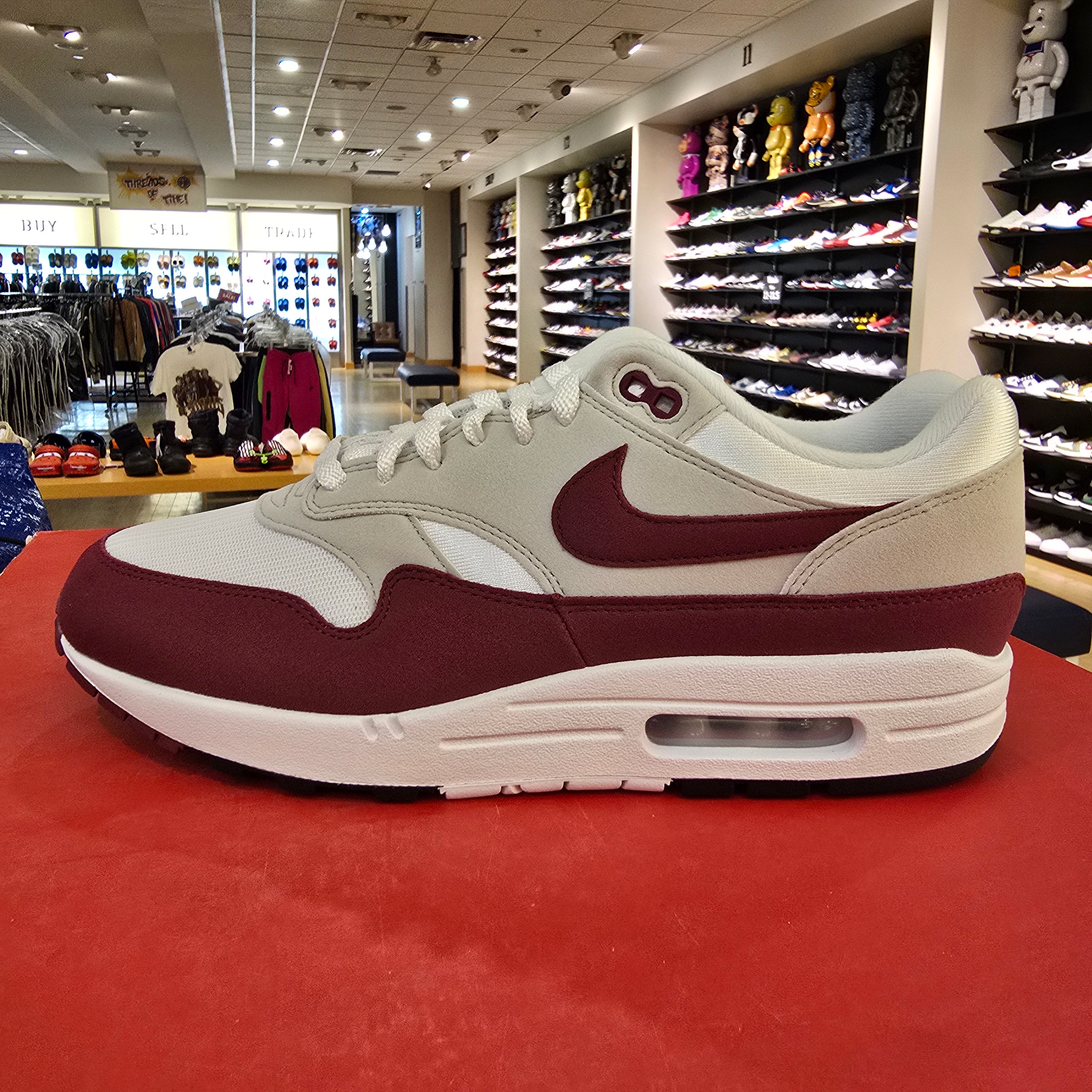 Nike Air Max 1 '87 Stranger Things Steve Harrington SZ 11 MISSING LID
