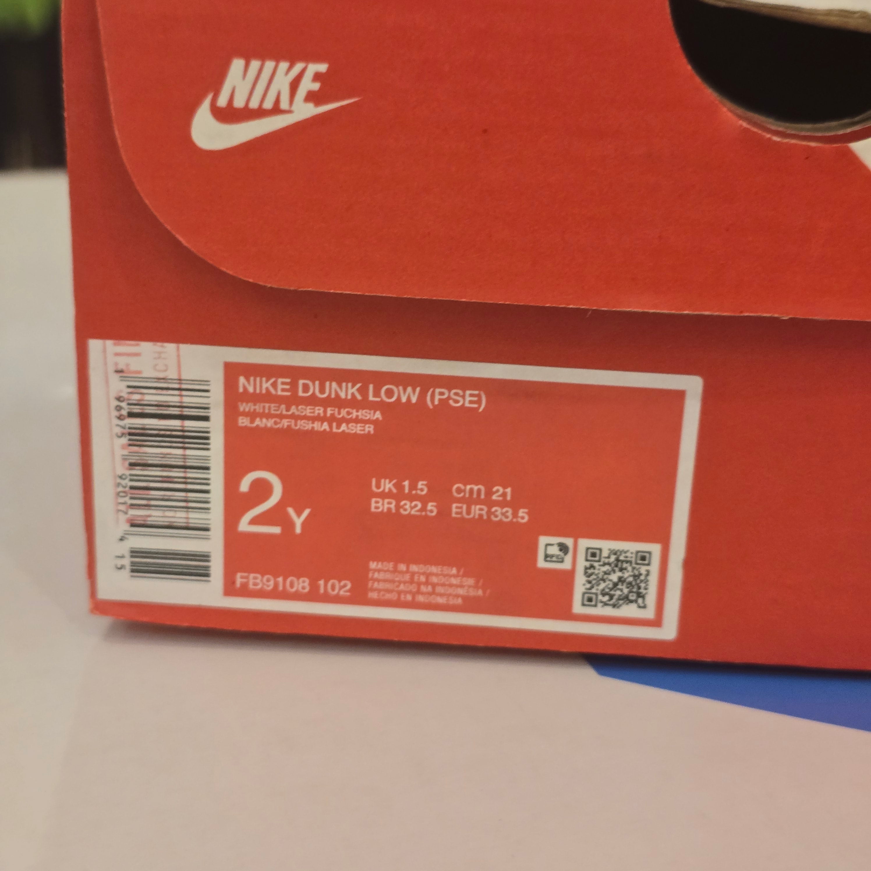 Nike Dunk Low Laser Fuchsia (PS) SZ 2Y