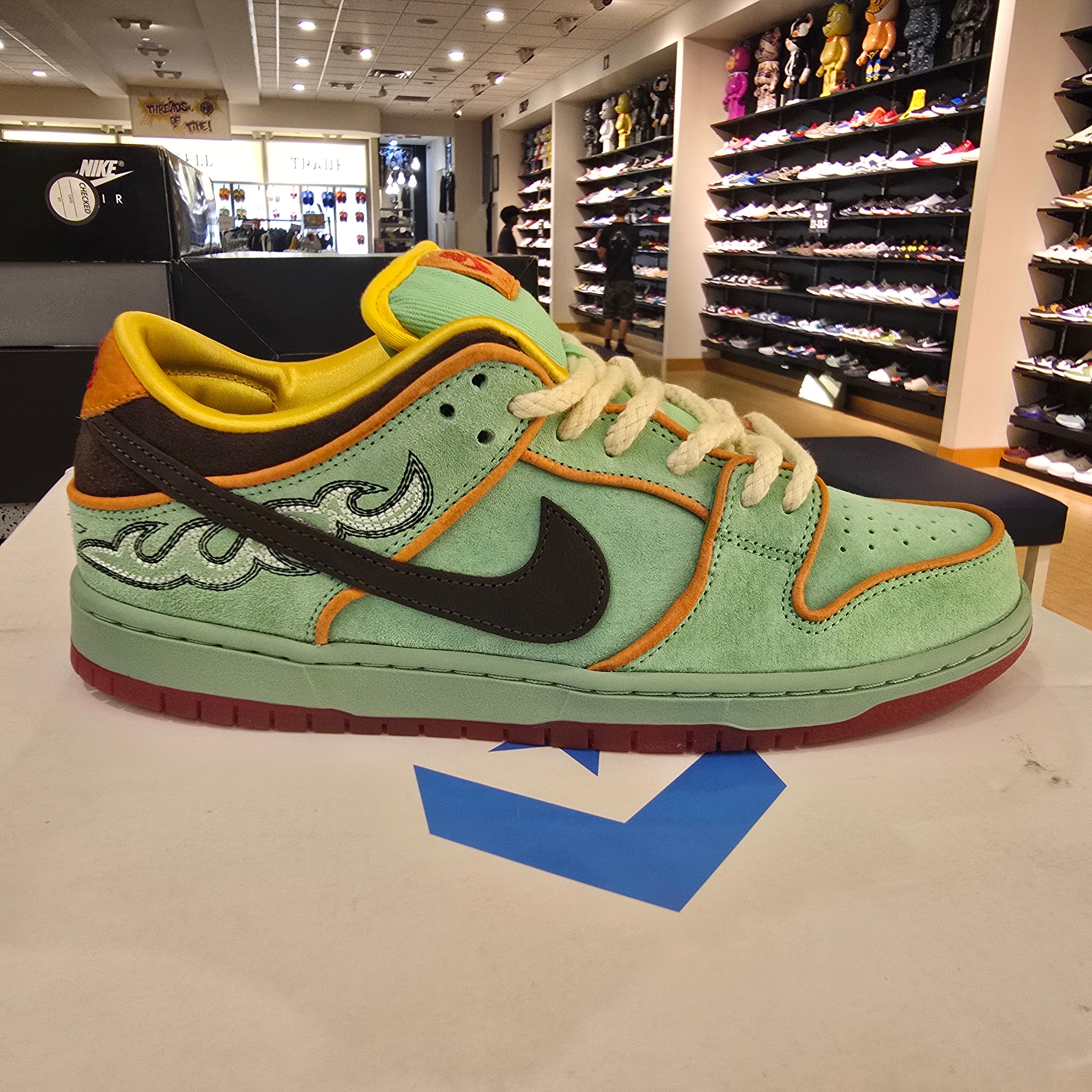 Nike SB Dunk Low Rodeo Tourmaline SZ 10