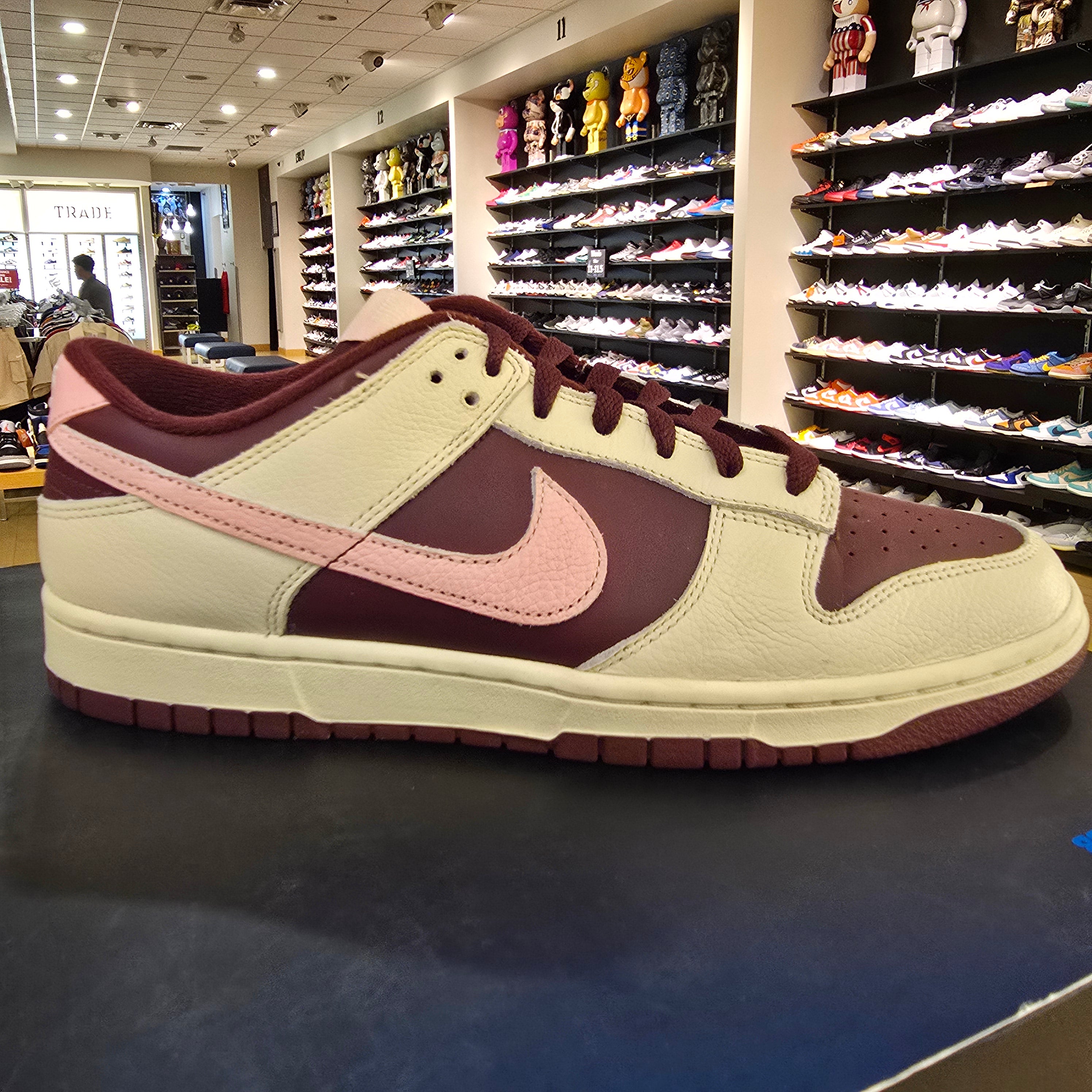 Nike Dunk Low Retro PRM Valentine's Day (2023) SZ 11 USED NO BOX