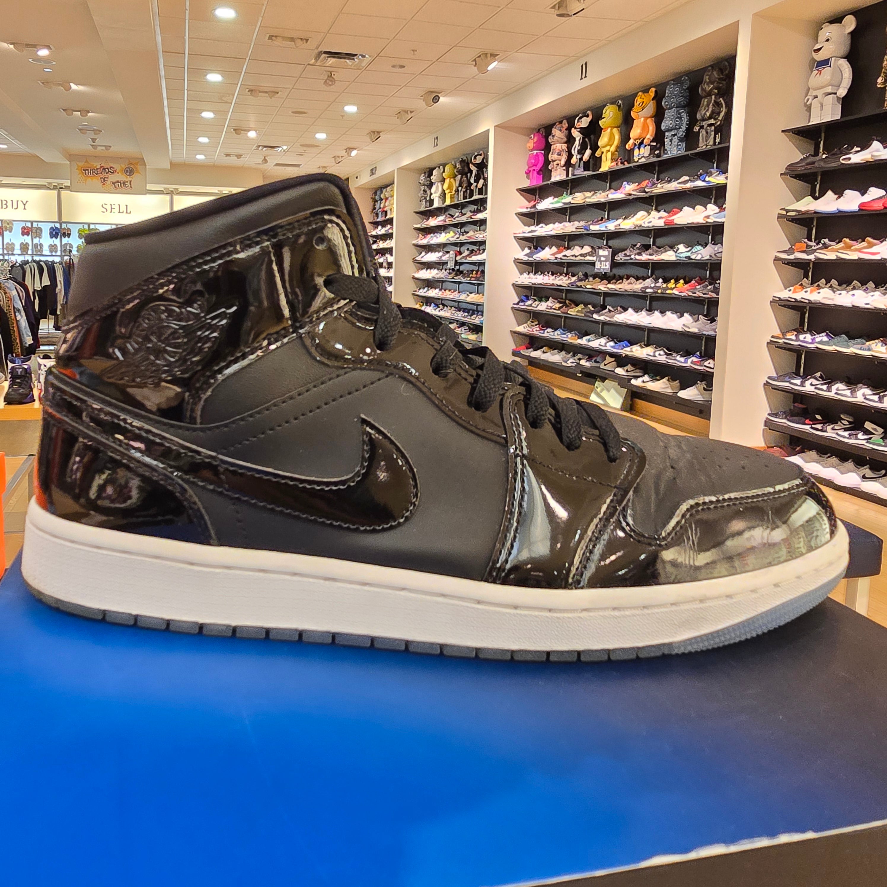 Jordan 1 Mid SE Space Jam SZ 12 USED
