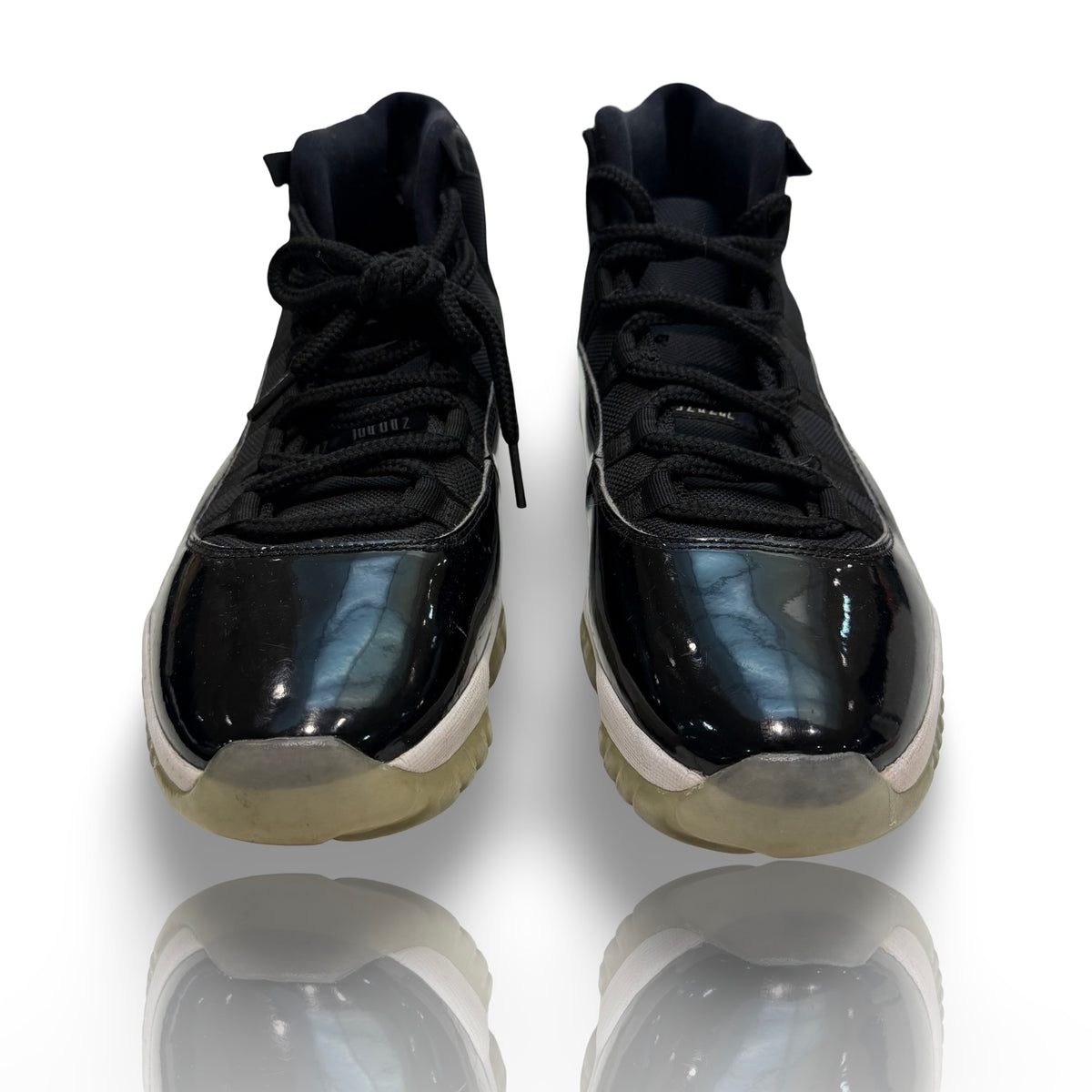 Jordan 11 Retro Space Jam (2016) Used no box