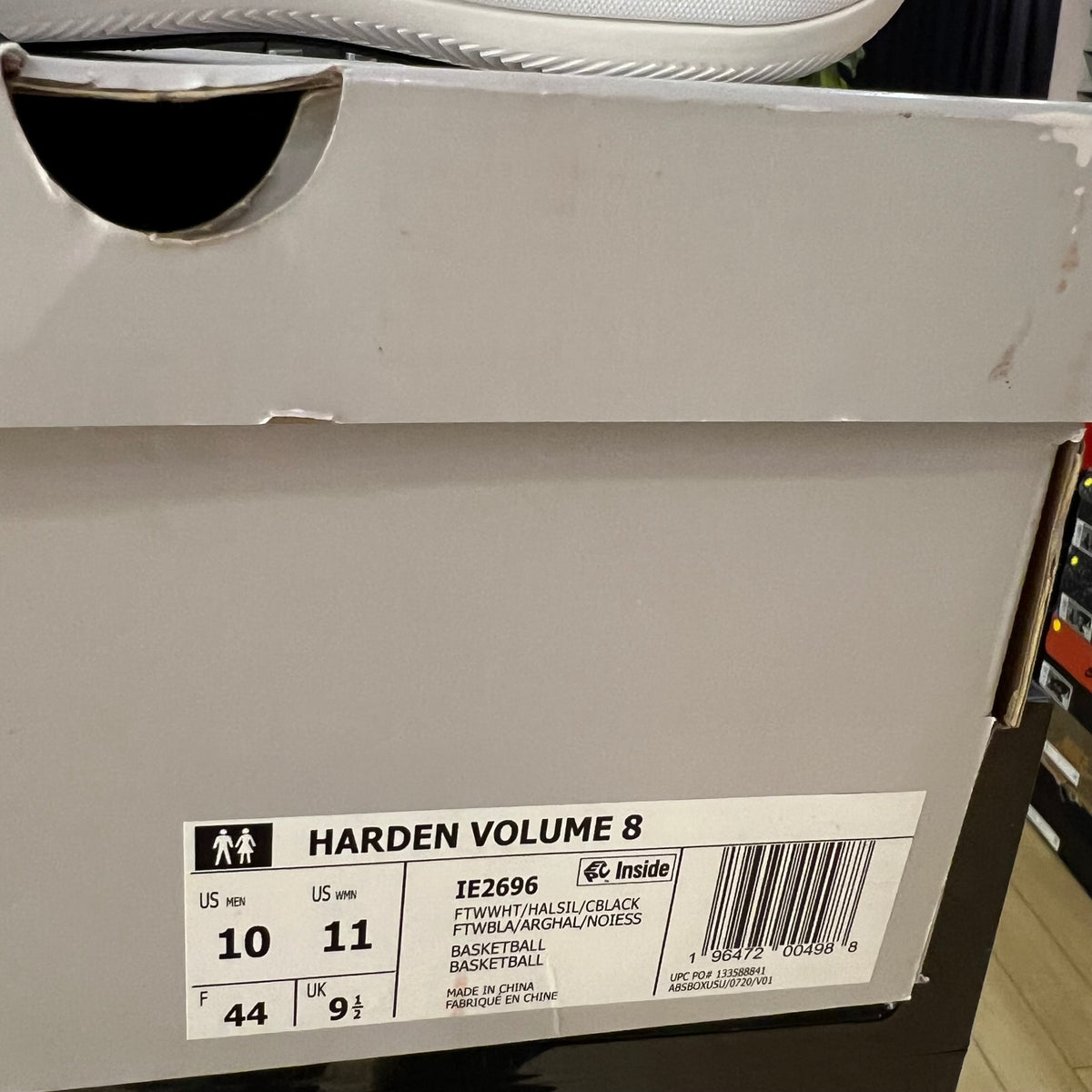 adidas Harden Vol. 8 White Party used
