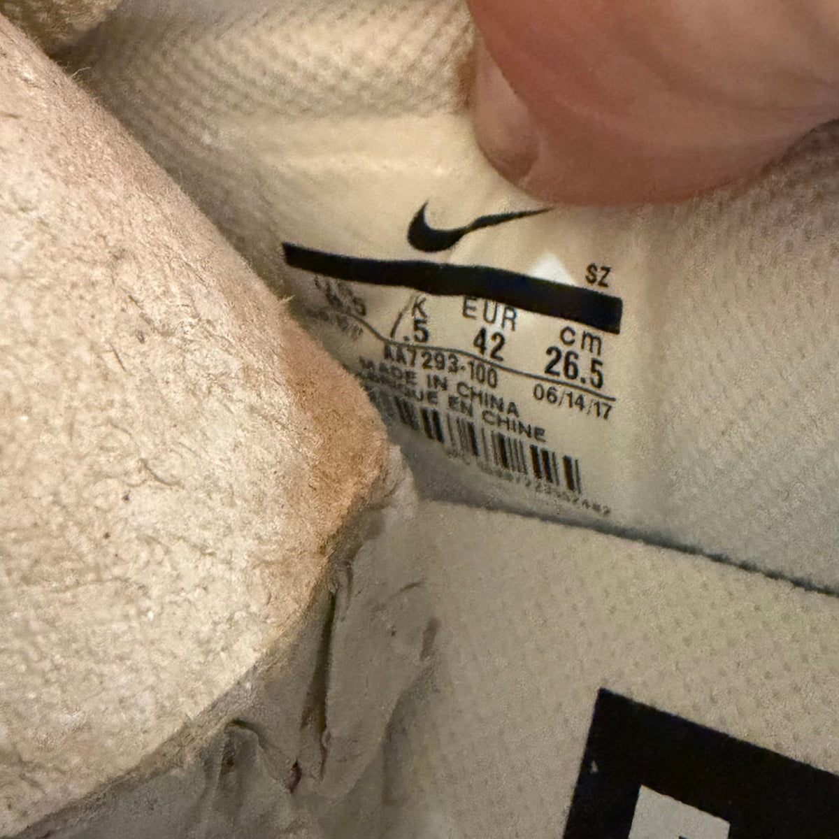 Nike Air Max 90 Off-White (New but yellowing)